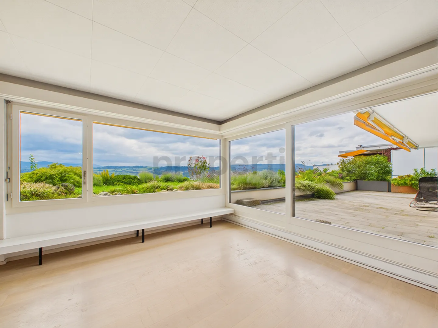 Terrassenhaus mit Seesicht - Foto 4 von 9
