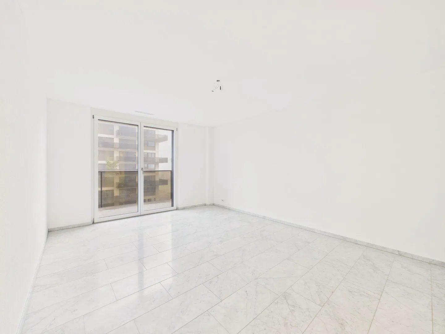 Modern 4.5-room apartment in family-friendly location in Dübendorf - Photo 5 of 11