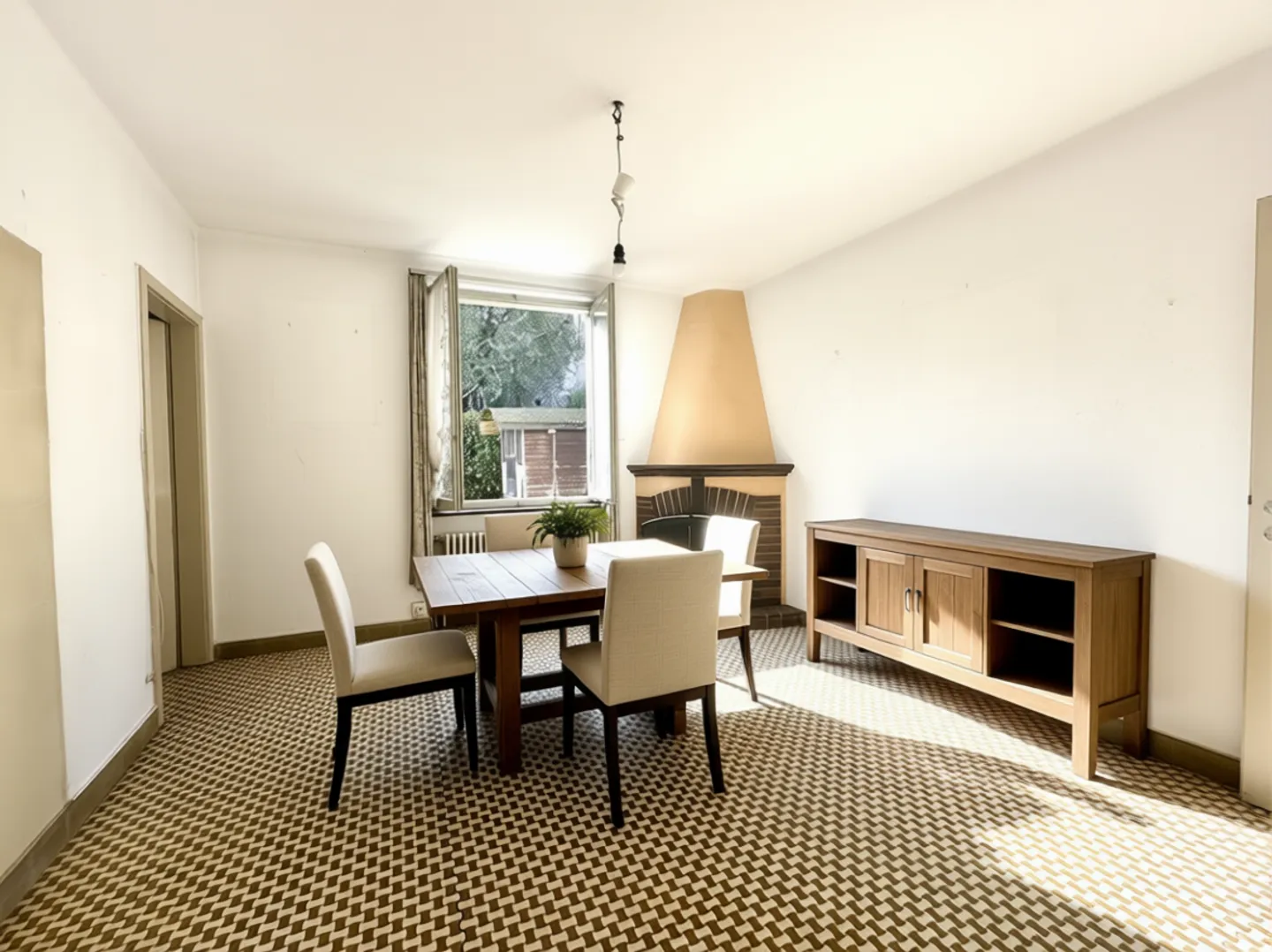 Wunderschönes freistehendes Haus mit 7,5 Zimmern und Garten in Cureglia - Foto 9 von 13