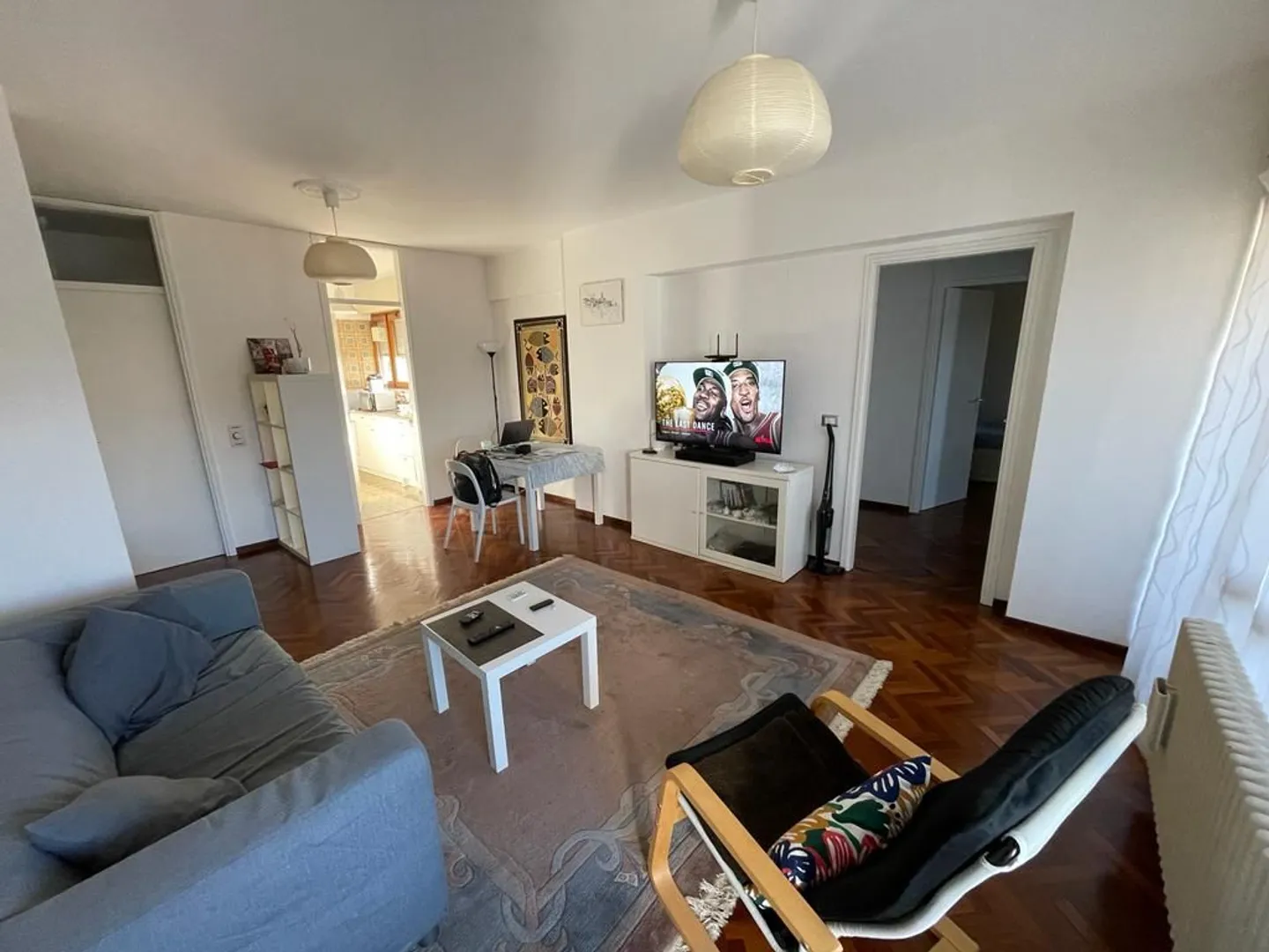 Spacious 3.5 room apartment with cellar in a central location, Pazzallo - Photo 4 of 12