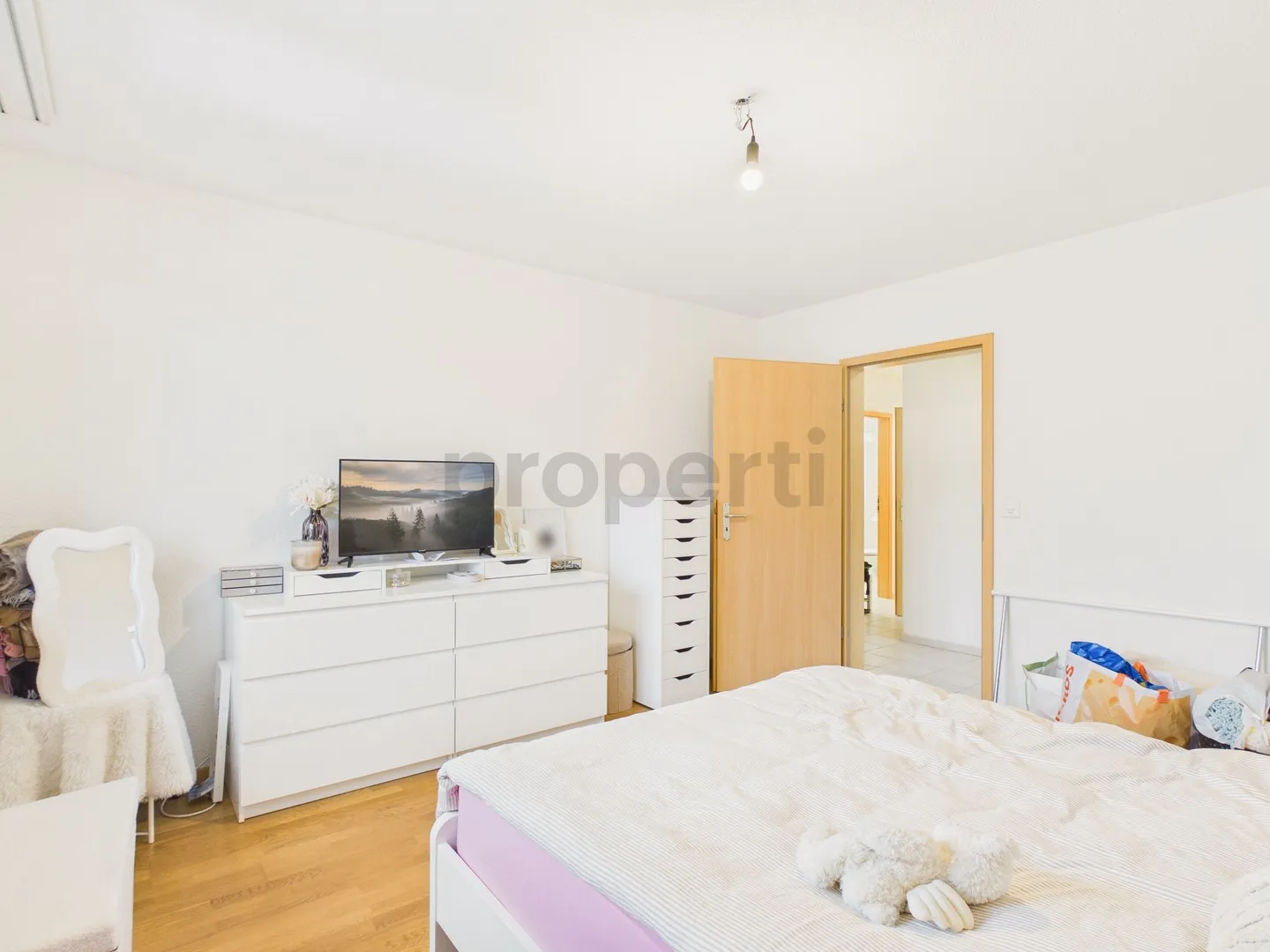 Bright 3.5-room apartment with balcony - Photo 8 of 12