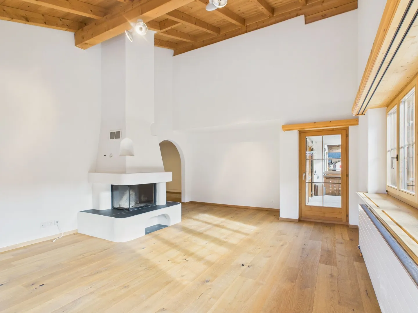 Appartement lumineux de 4,5 pièces avec cheminée à Klosters - 1ère et 2ème résidence possibles - Photo 1 sur 13