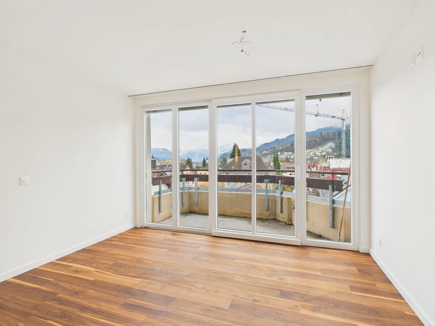 Appartamento duplex esclusivo di 3,5 stanze con vista montagna a Kriens - Foto 5 di 10
