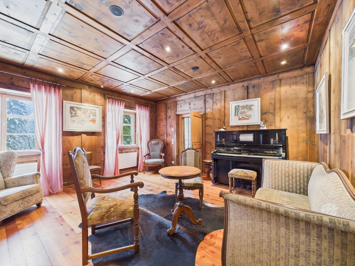 Spacious Single-Family Home in a Quiet Location in Bergün Filisur - Photo 4 of 13