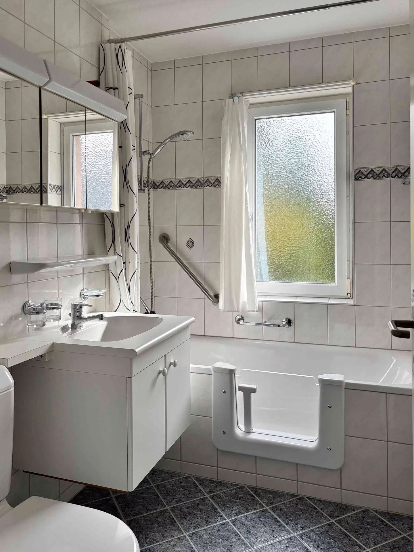 Helle 4.5-Zimmer Wohnung mit Balkon in Frauenfeld - Photo 8 of 13