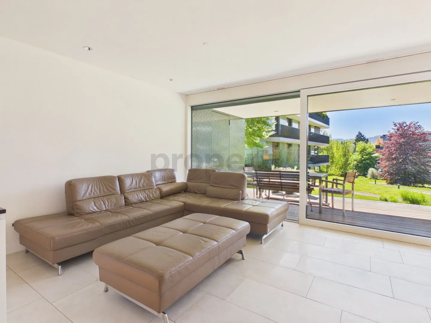 Elegante Wohnung in Zürich-Riesbach - Foto 2 von 11
