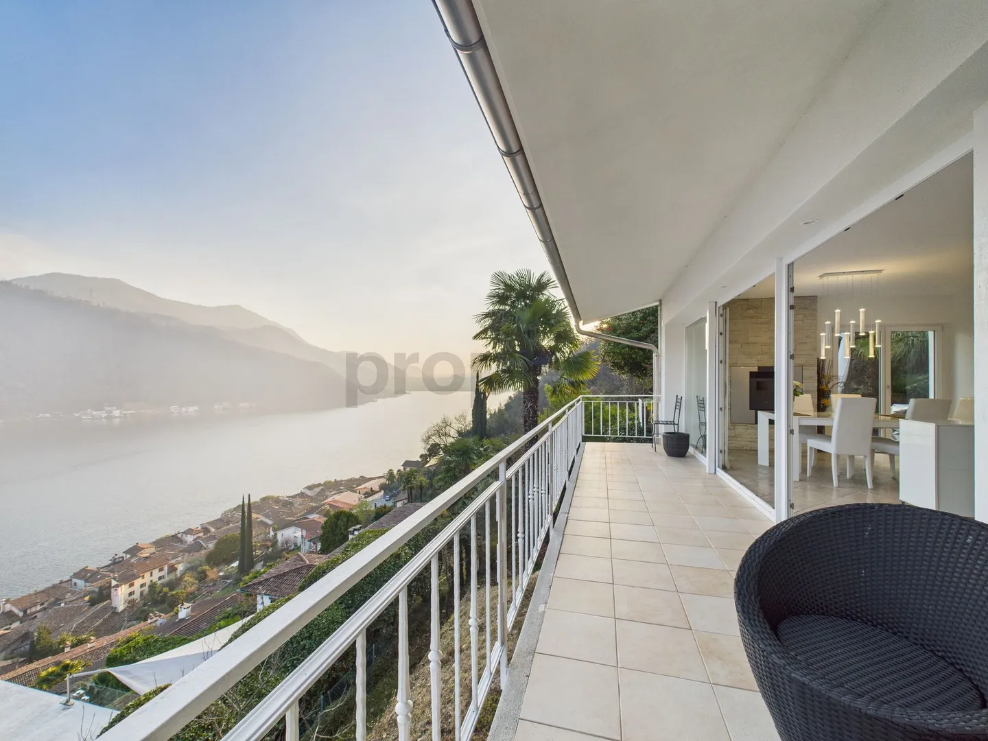 Villa de charme à Morcote avec jardin et vue sur le lac à couper le souffle - Photo 10 sur 13