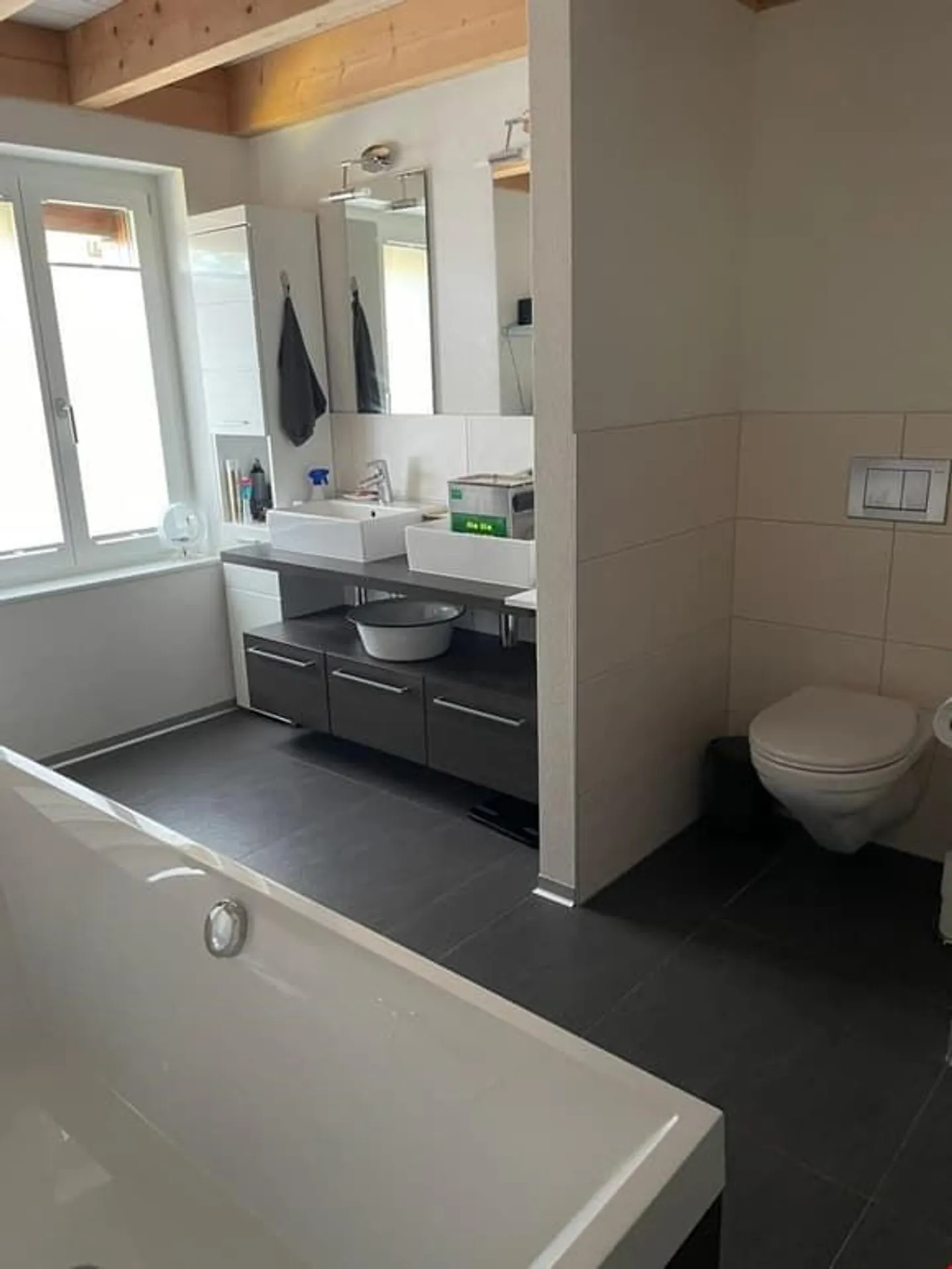 Appartamento moderno di 5,5 stanze con balcone, Cordast - Foto 9 di 13