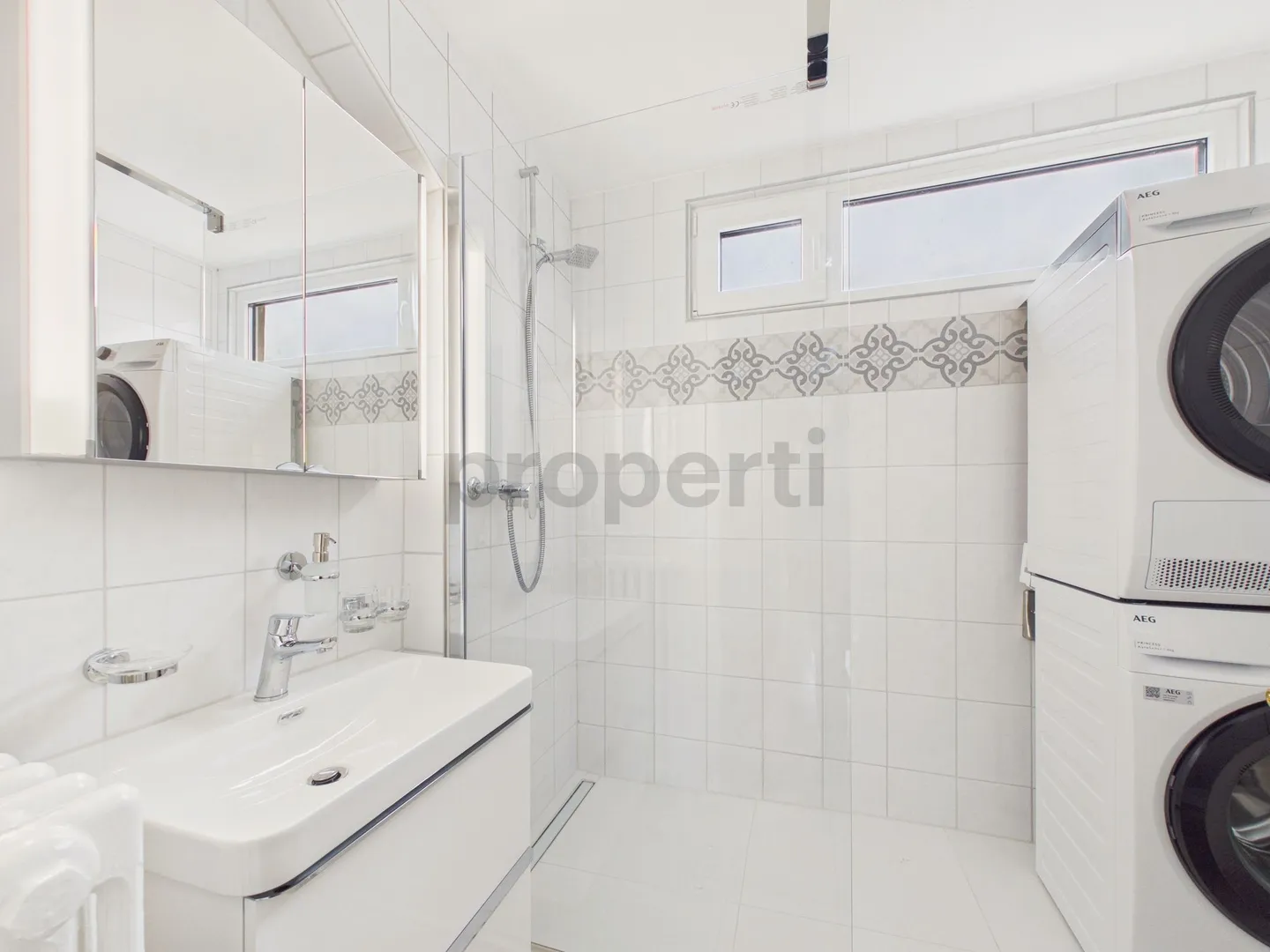 Helle 2.5-Zimmer-Wohnung in Zürich - Foto 8 von 9