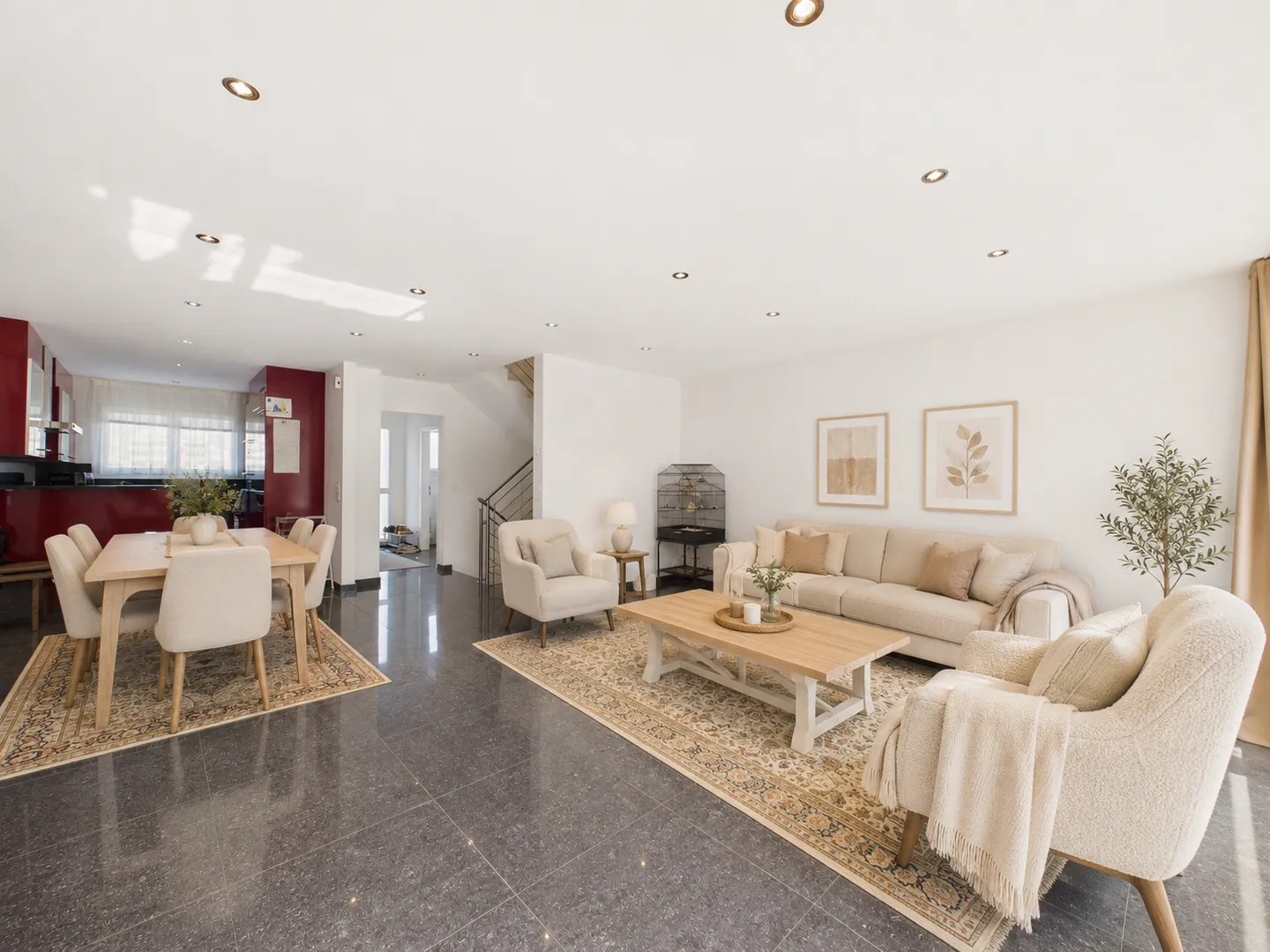 A Home to Feel Good In - 6.5-Room Semi-Detached House in Oftringen - Photo 2 of 10