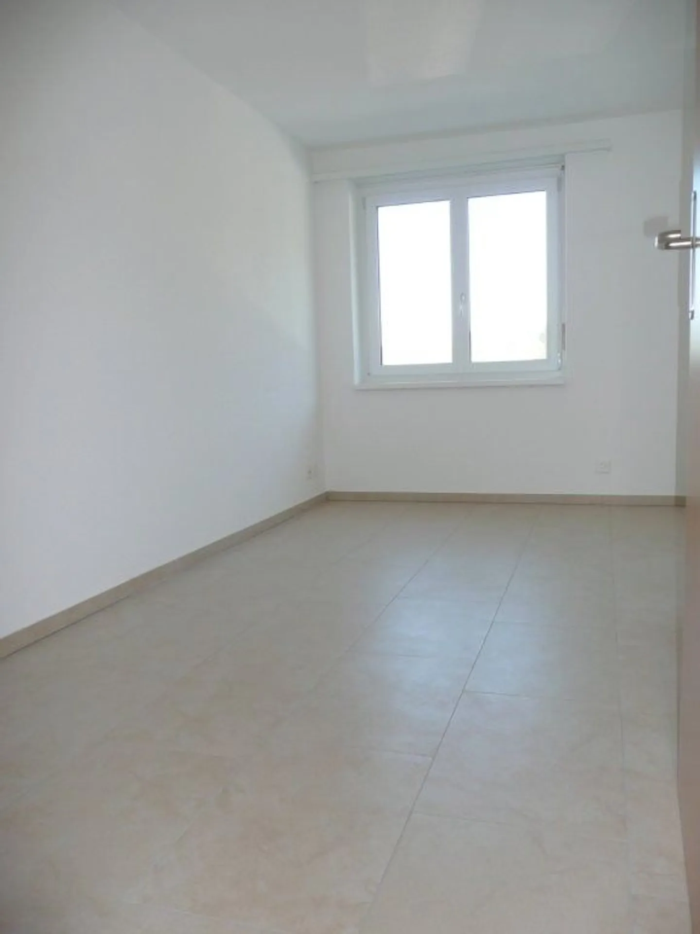 Modern 4.5-Zimmer-Apartment mit Balkon, Mosnang - Photo 7 of 10