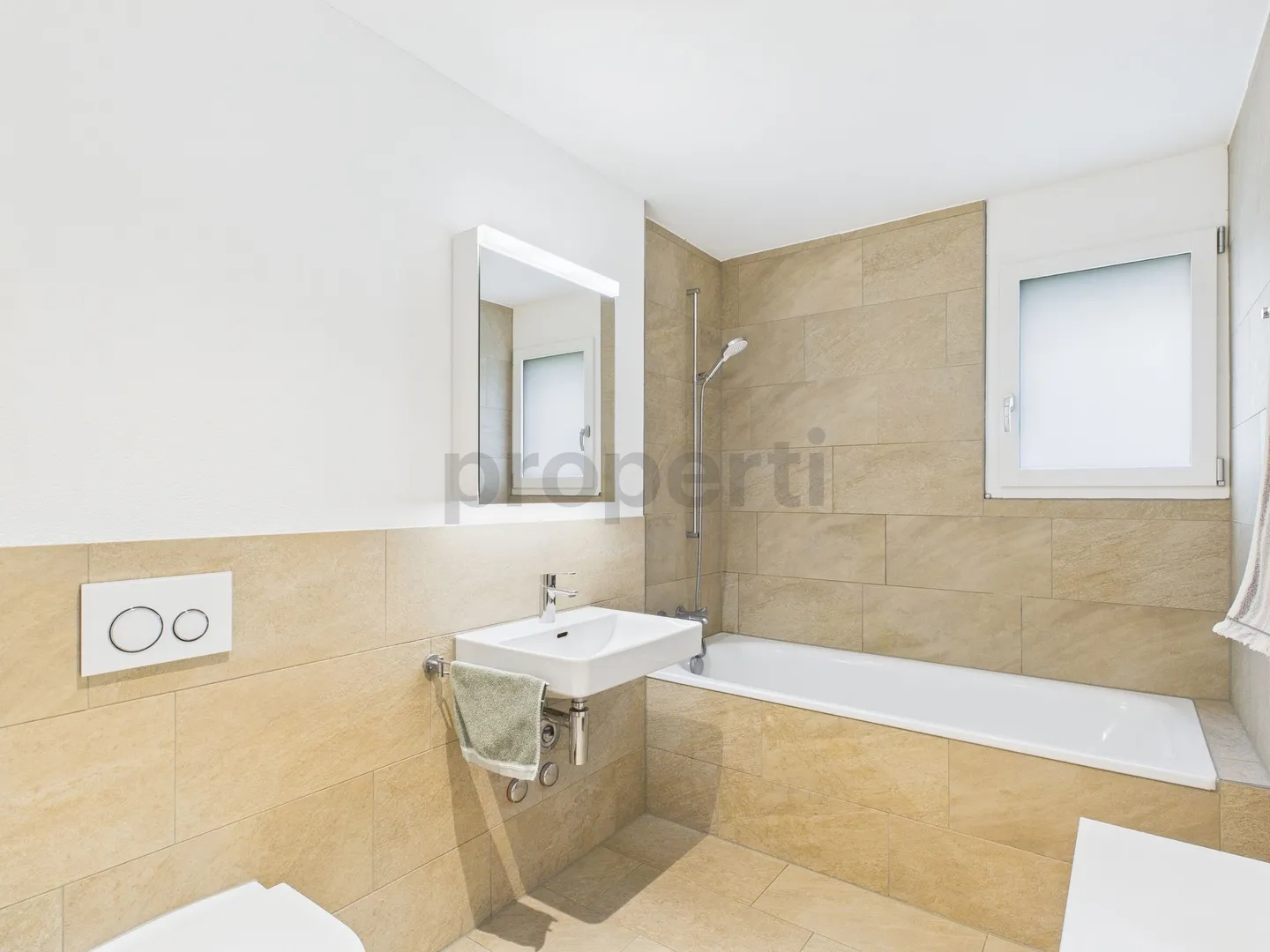 Modern, family-friendly 4.5 room garden apartment including two spacious hobby rooms - Photo 8 of 12