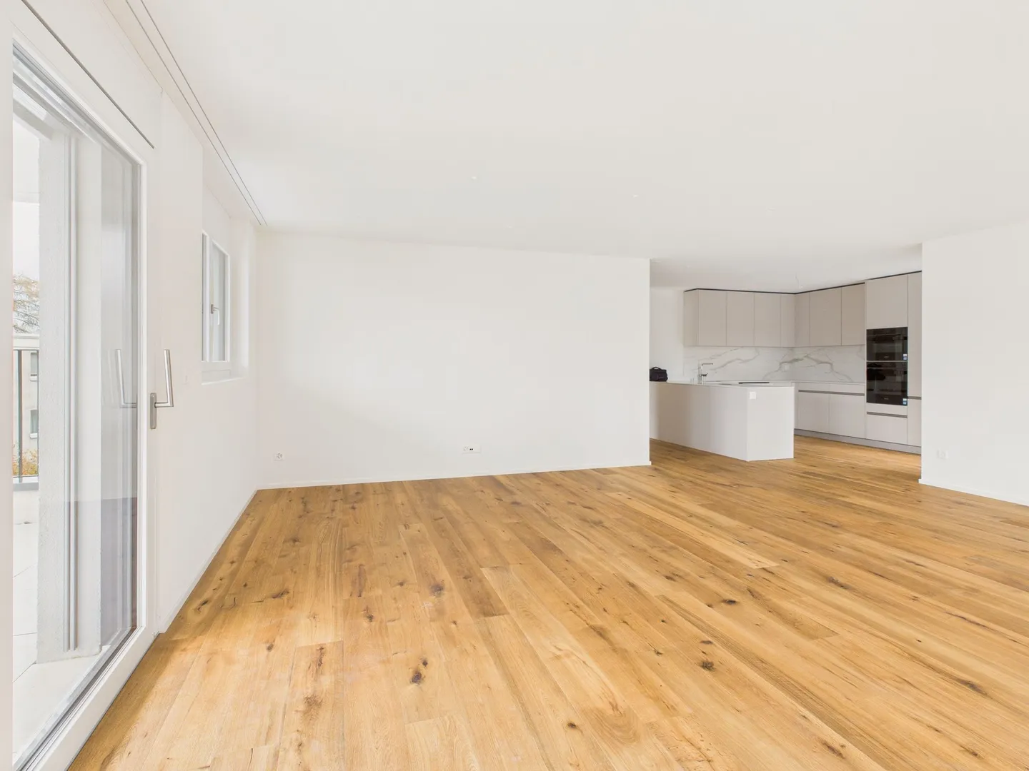 First Rental - Stylish 4.5-Room Apartment in Attractive Location - Photo 2 of 13