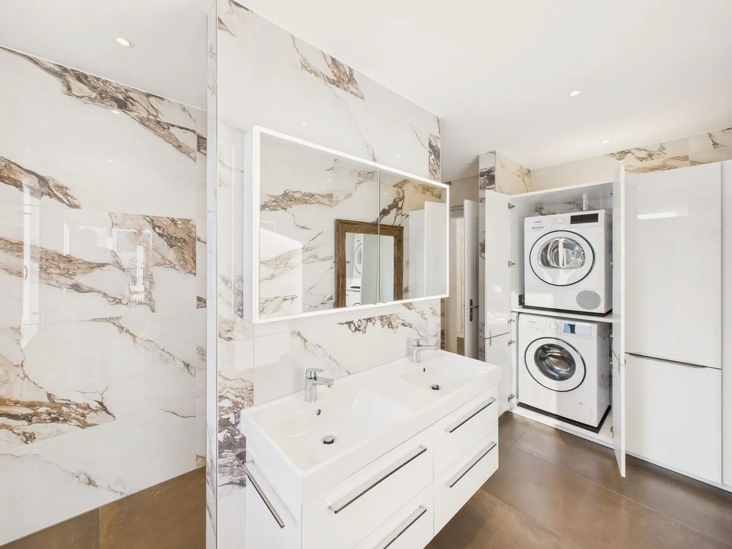 Herrliche 4.5-Zimmer-Wohnung mit moderner Ausstattung in Aarau, AG - Photo 8 sur 11