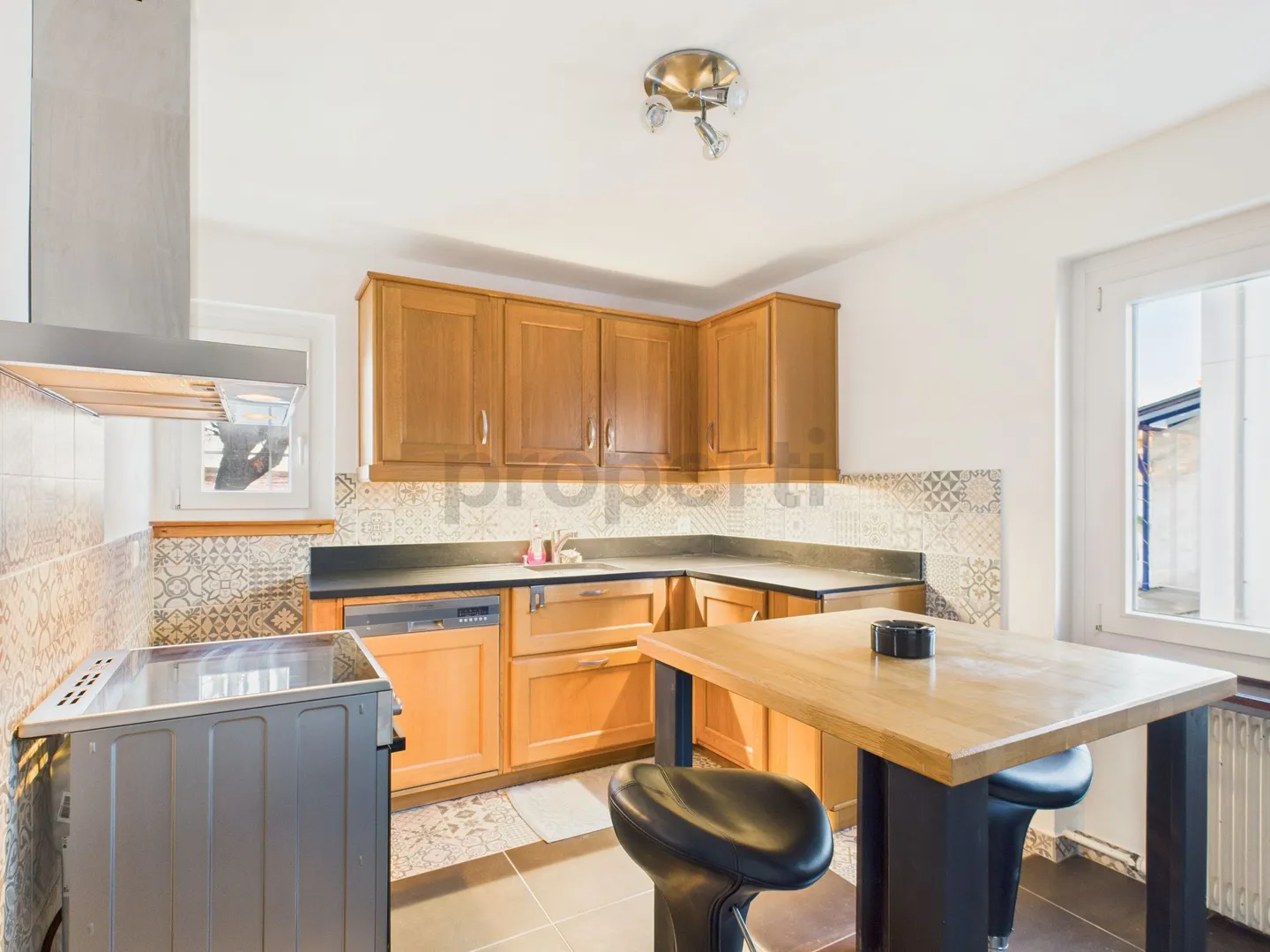 Spaziosa villa indipendente con giardino a Les Bois - Foto 7 di 13