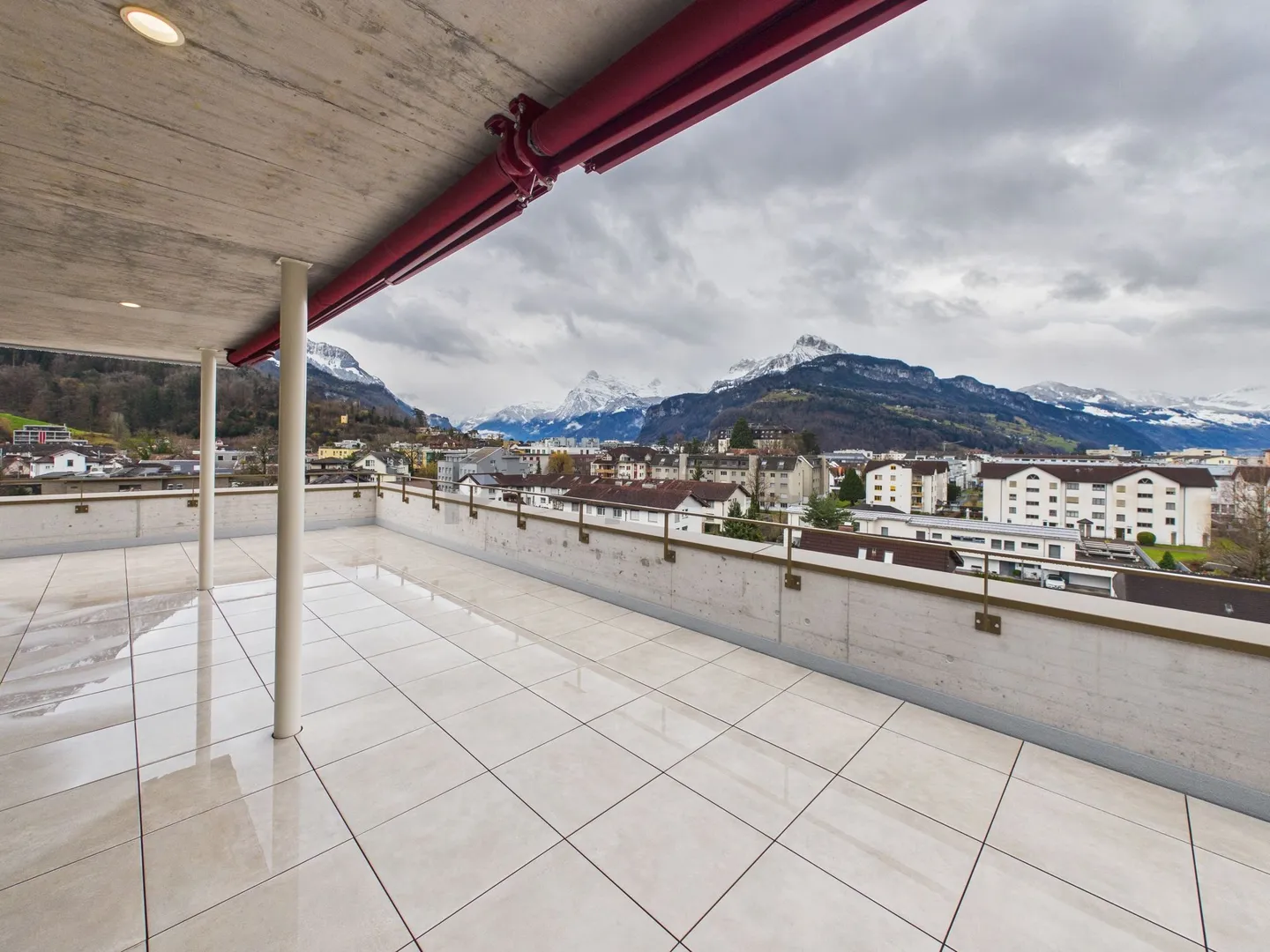 Moderno appartamento attico di 4,5 stanze con balcone, Brunnen - Foto 6 di 13