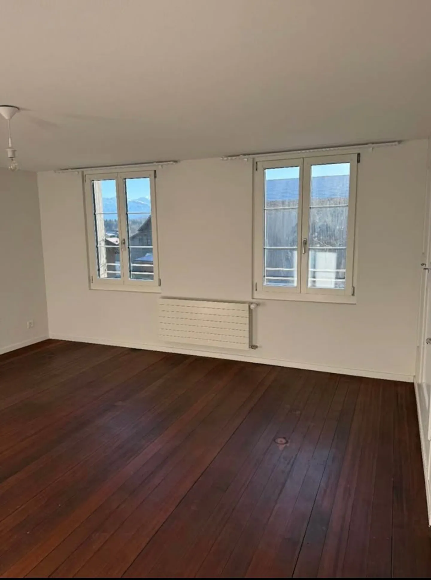 Appartamento 5 locali ristrutturato con balcone, Reutigen - Foto 4 di 7