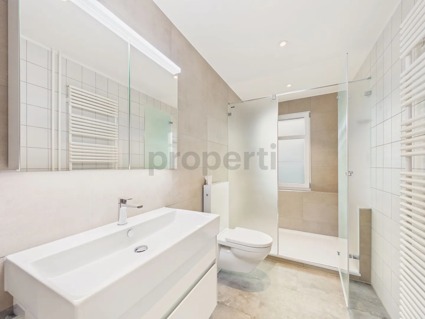 Appartamento flessibile di 4 locali per la progettazione individuale con parcheggio sotterraneo a Ermatingen - Foto 9 di 10