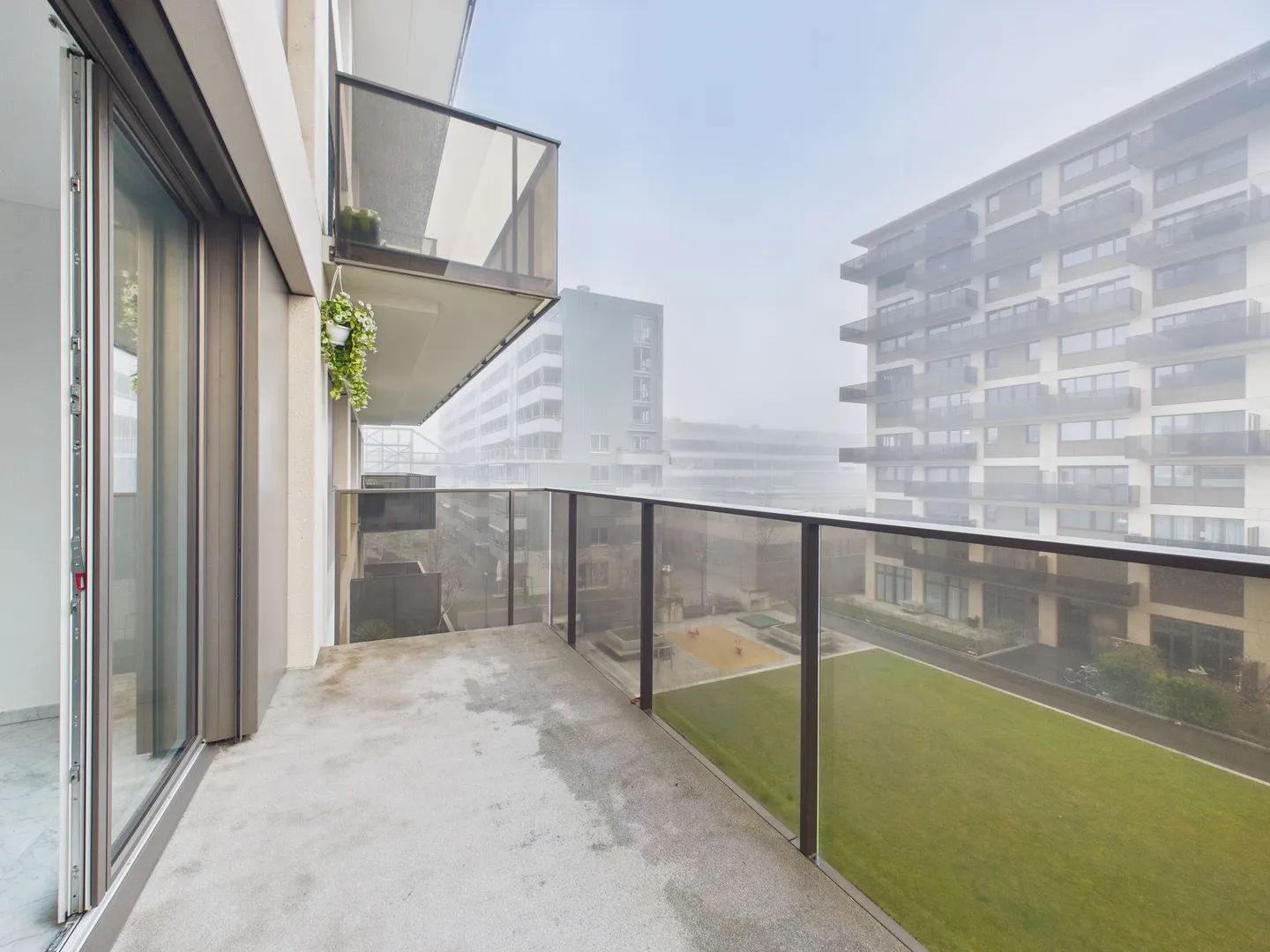 Modern 4.5-room apartment in family-friendly location in Dübendorf - Photo 9 of 11