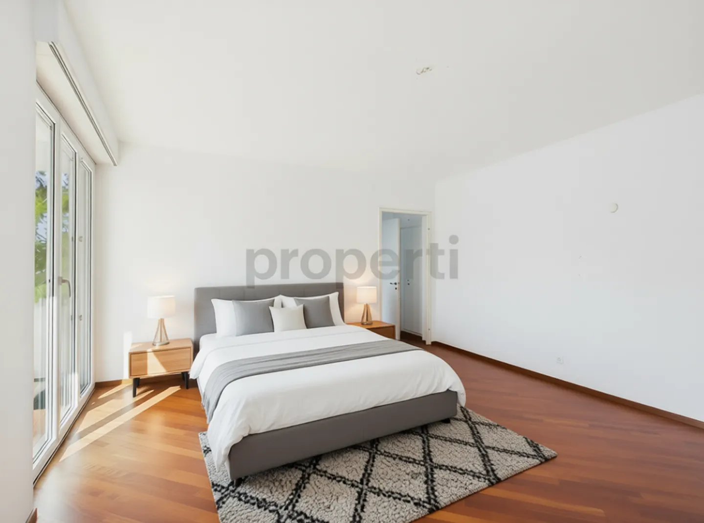 Appartement 2,5 pièces avec vue sur le lac, piscine et toit-terrasse à 360° à Paradiso ! - Photo 6 sur 12