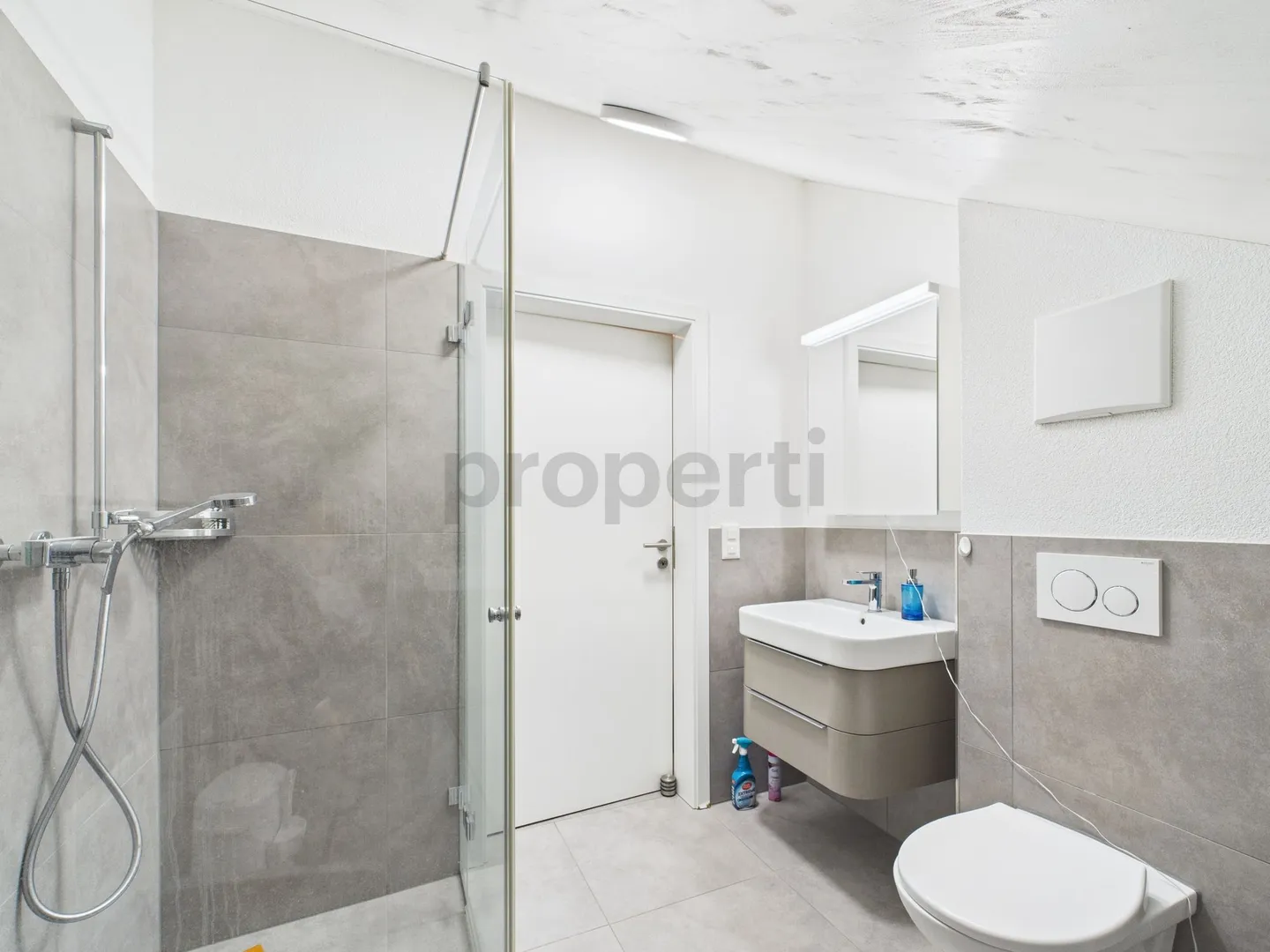 Appartement sous les combles moderne de 3,5 pièces dans la région de Sargans (SG) - Photo 7 sur 10