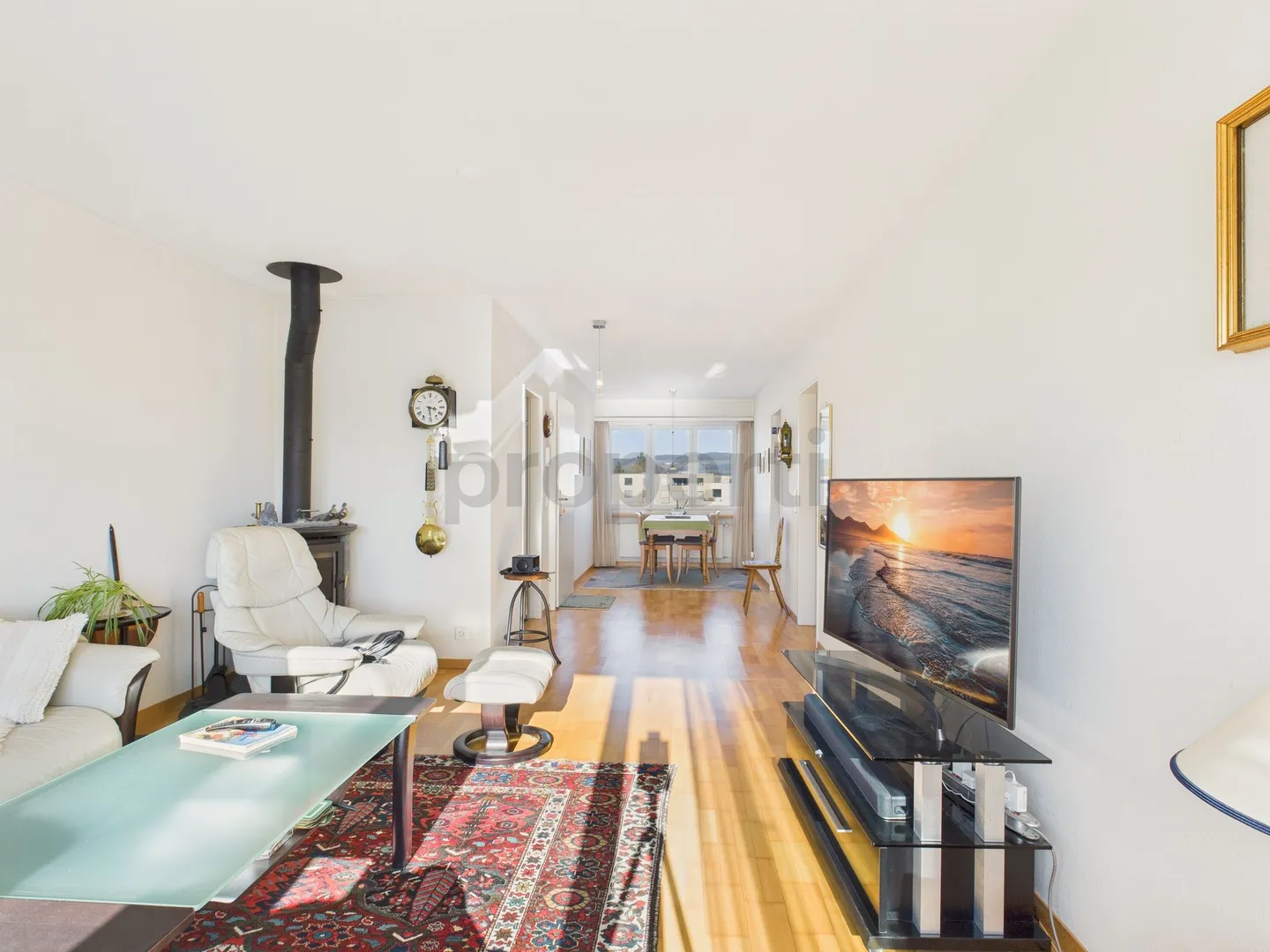 Helle 4.5-Zimmer Wohnung mit Balkon - Foto 1 von 13