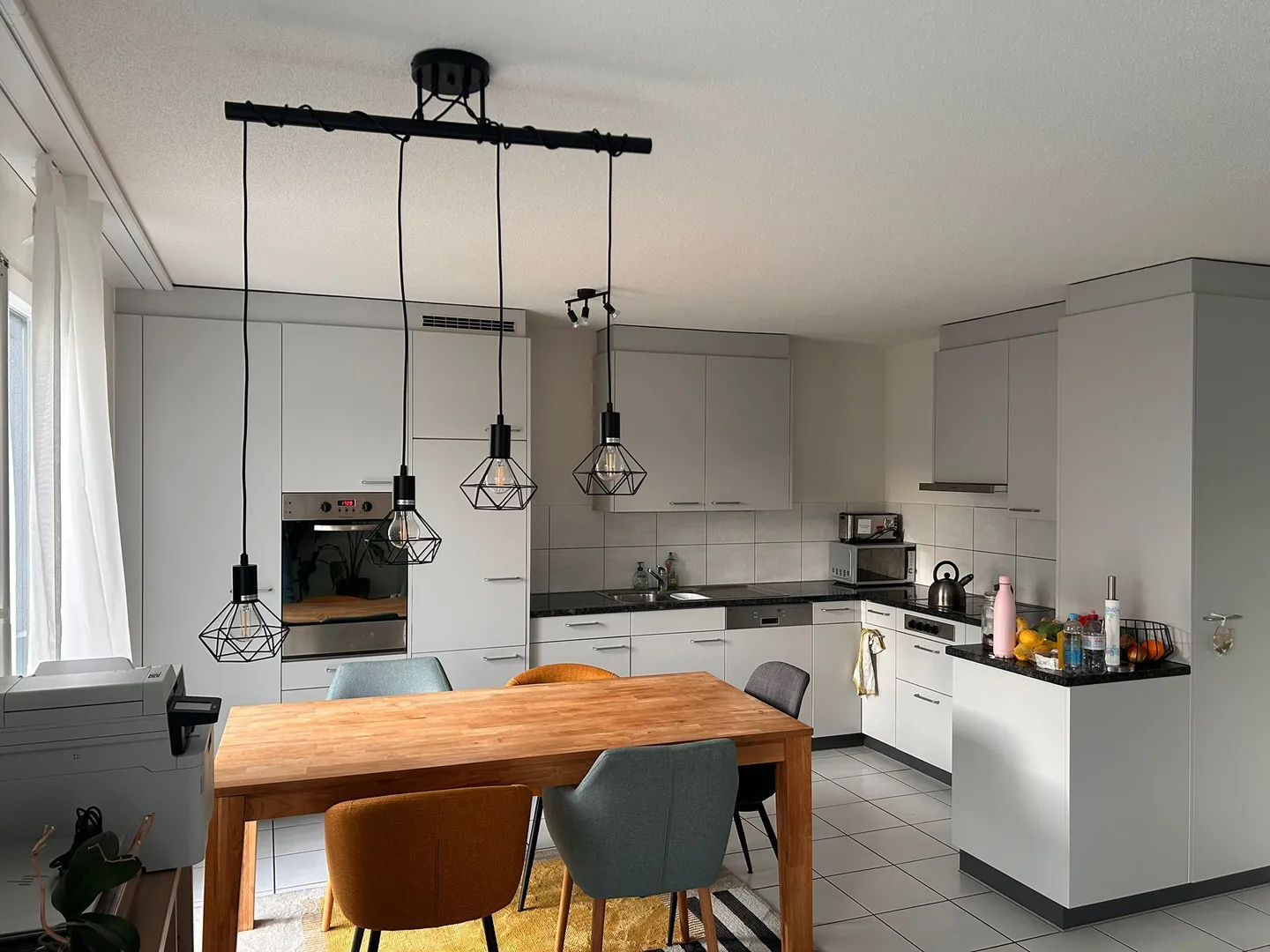 Appartement lumineux de 4,5 pièces avec balcon à Langenthal - Photo 2 sur 13