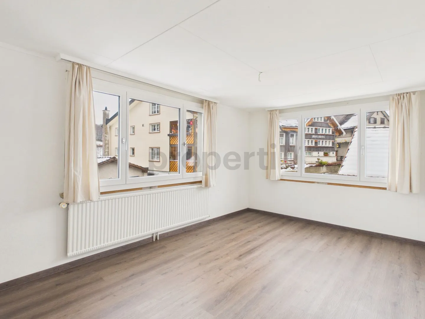 Spacious 7.5-room single-family house with balcony, Grub - Photo 2 of 13