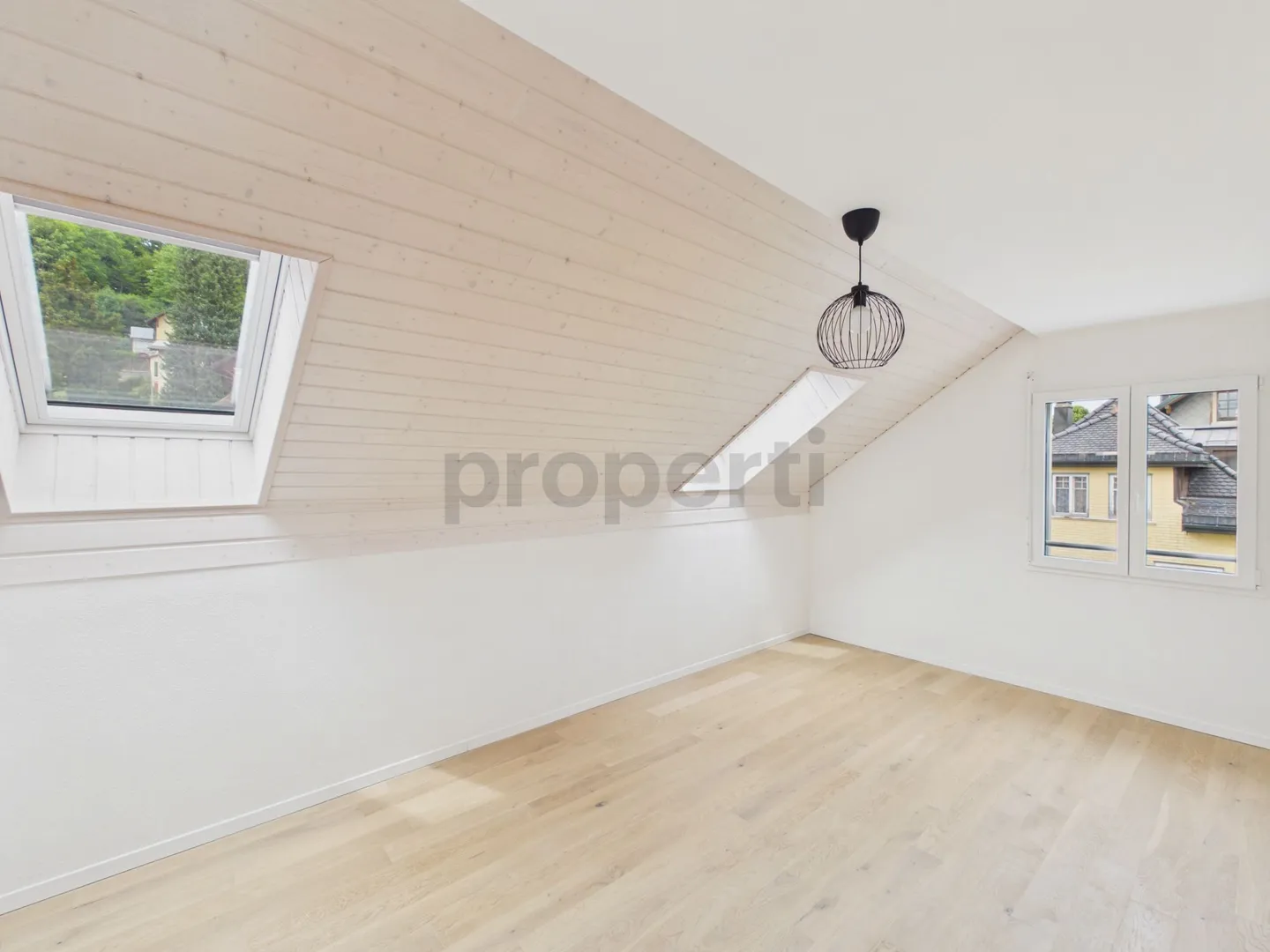 Wunderschönes Penthouse mit herrlichem Blick, großer Mezzanine und nahen Verkehrsanbindungen - Foto 7 von 13