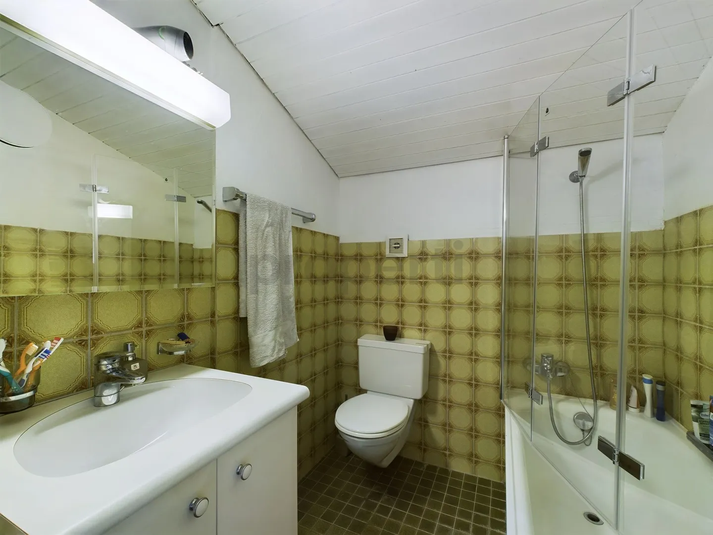 Bel et spacieux appartement de vacances de 2,5 pièces avec sauna privé dans le village de Flims - Photo 6 sur 9