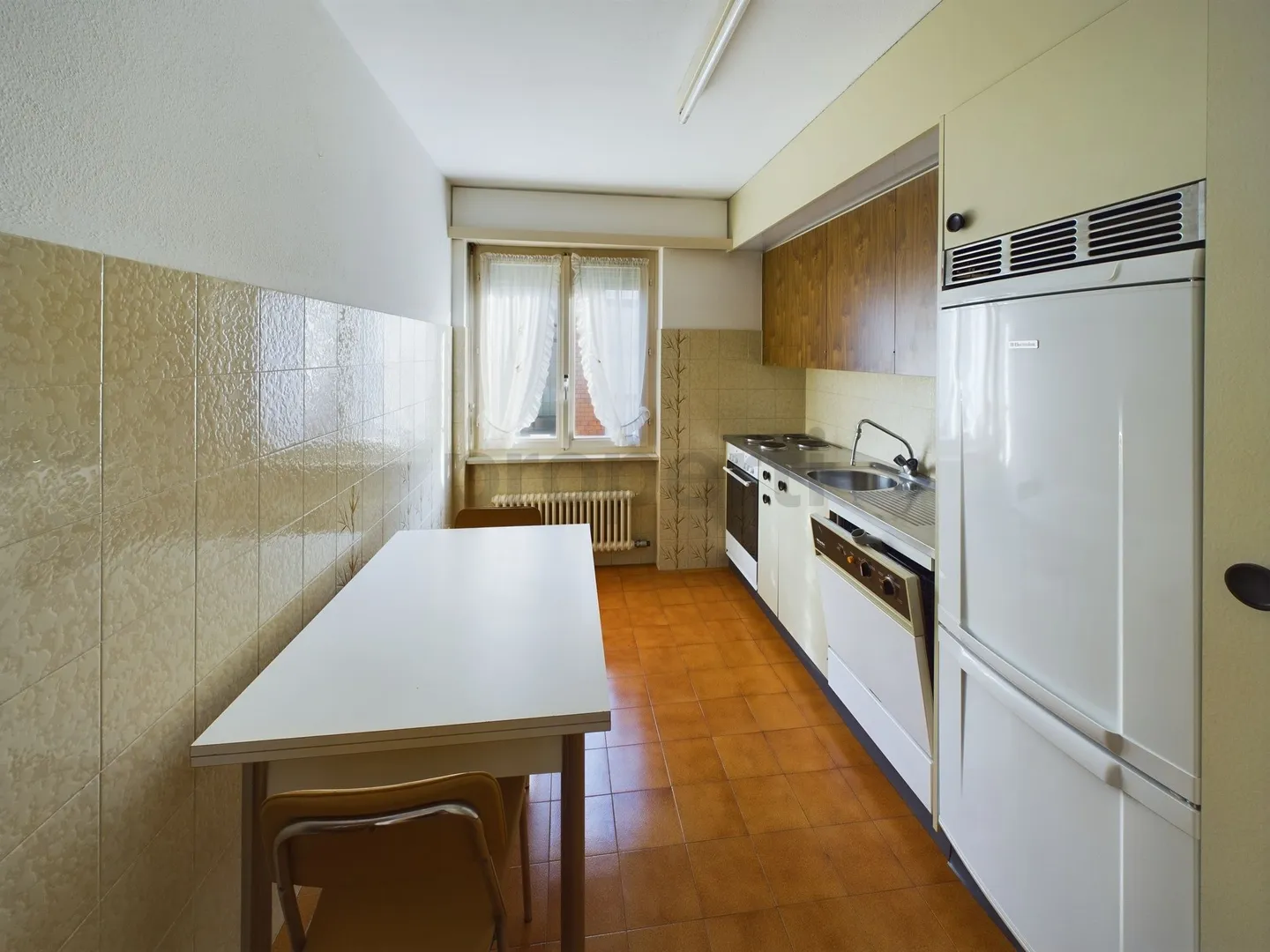Bright 2.5-room apartment in a strategic location in Mendrisio - Photo 8 of 8