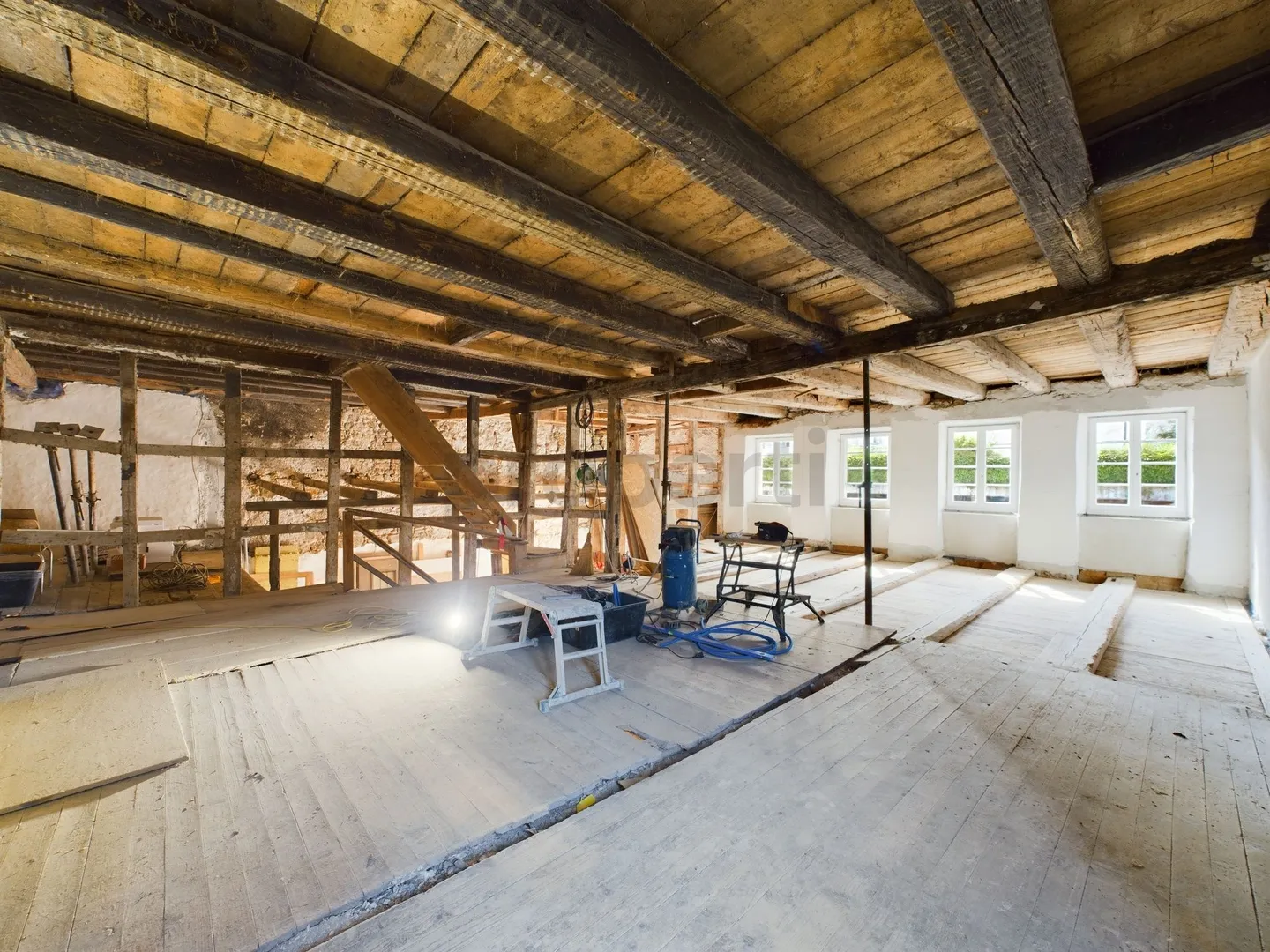 Einmalige Chance - Mehrfamilienhaus mit historischem Charme in Klingnau - Foto 1 von 11