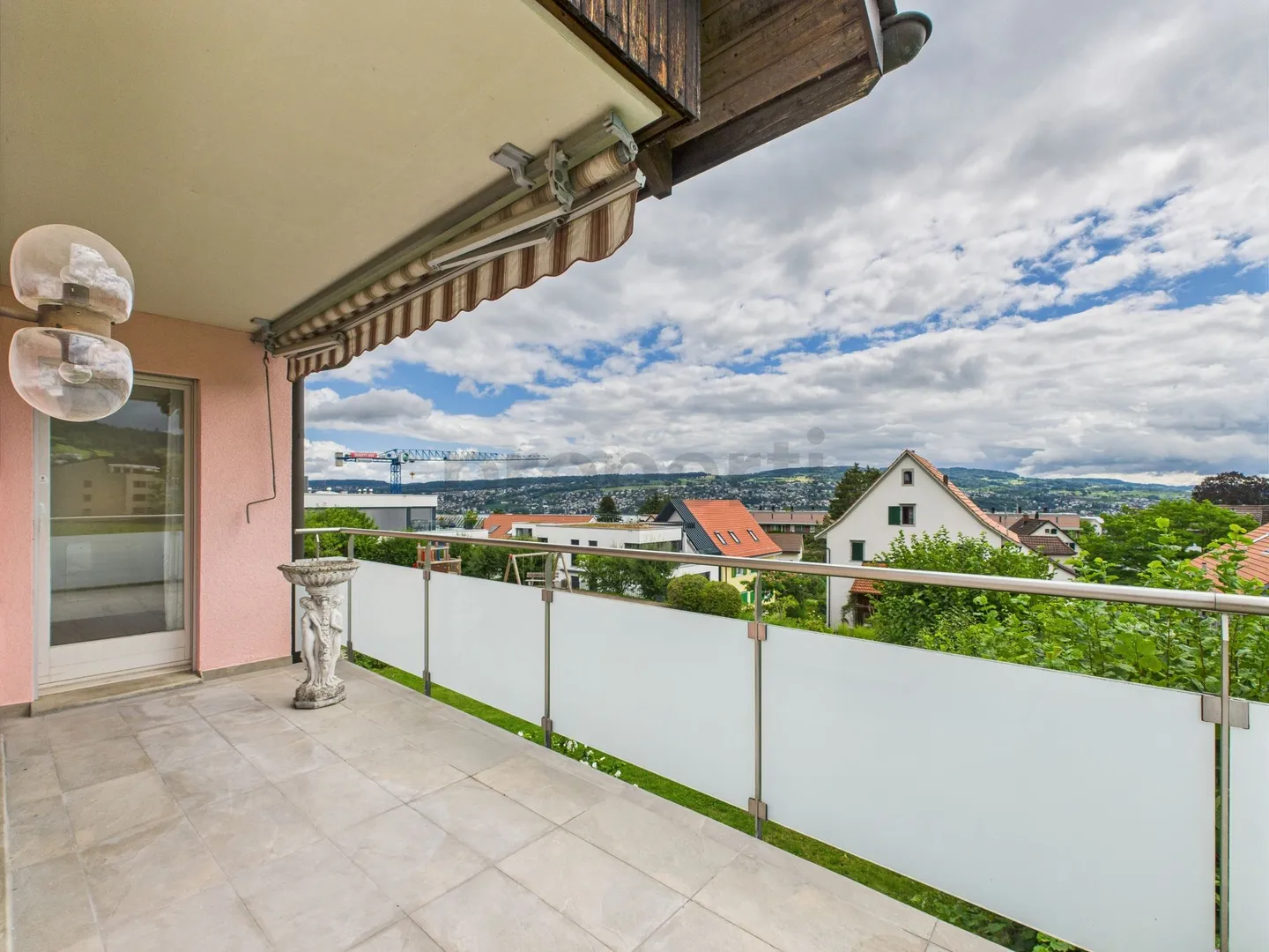 Appartamento soleggiato di 4,5 stanze con vista lago - Foto 12 di 13