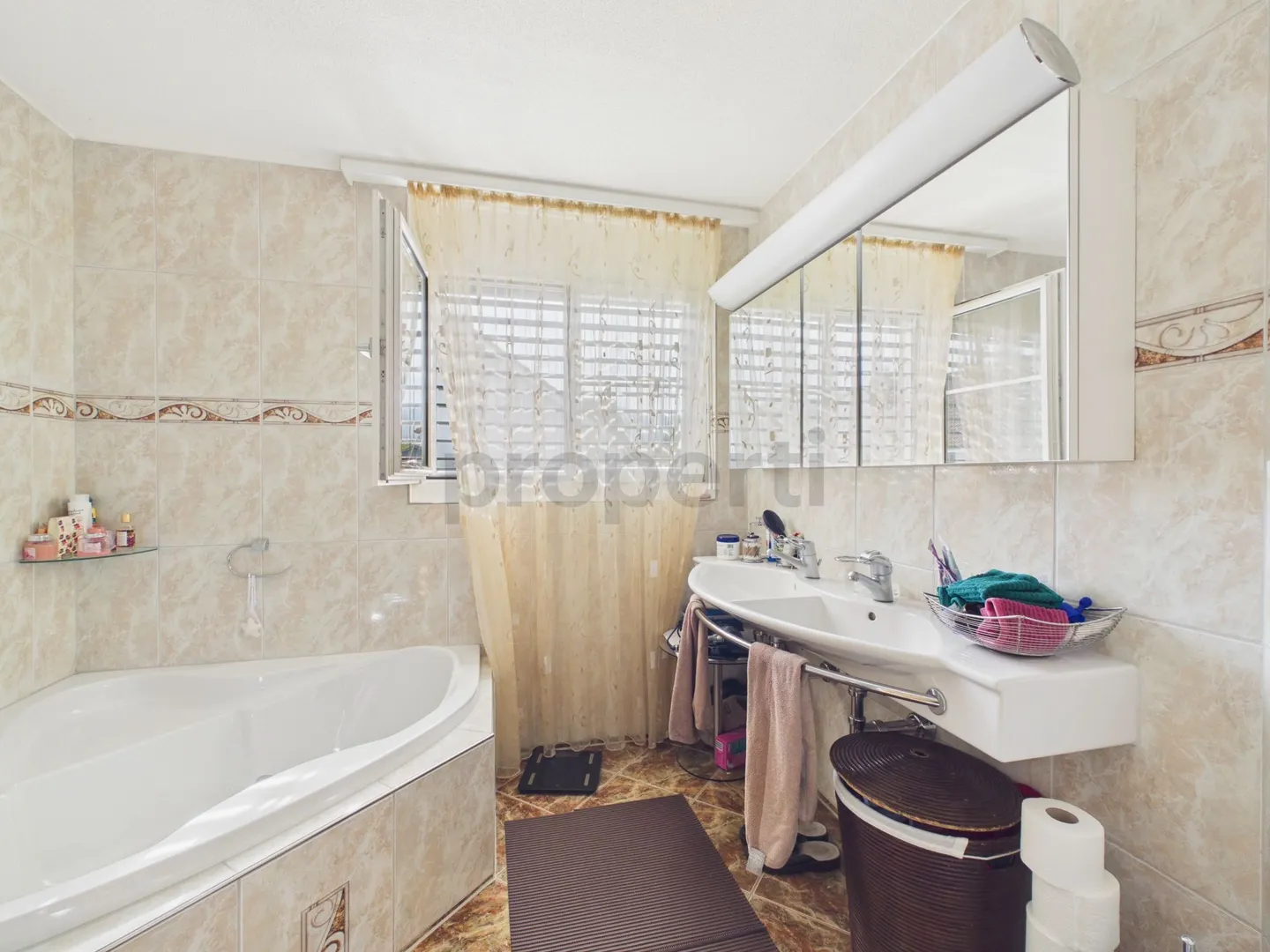 Charming Family Home in Frick - Photo 9 of 13