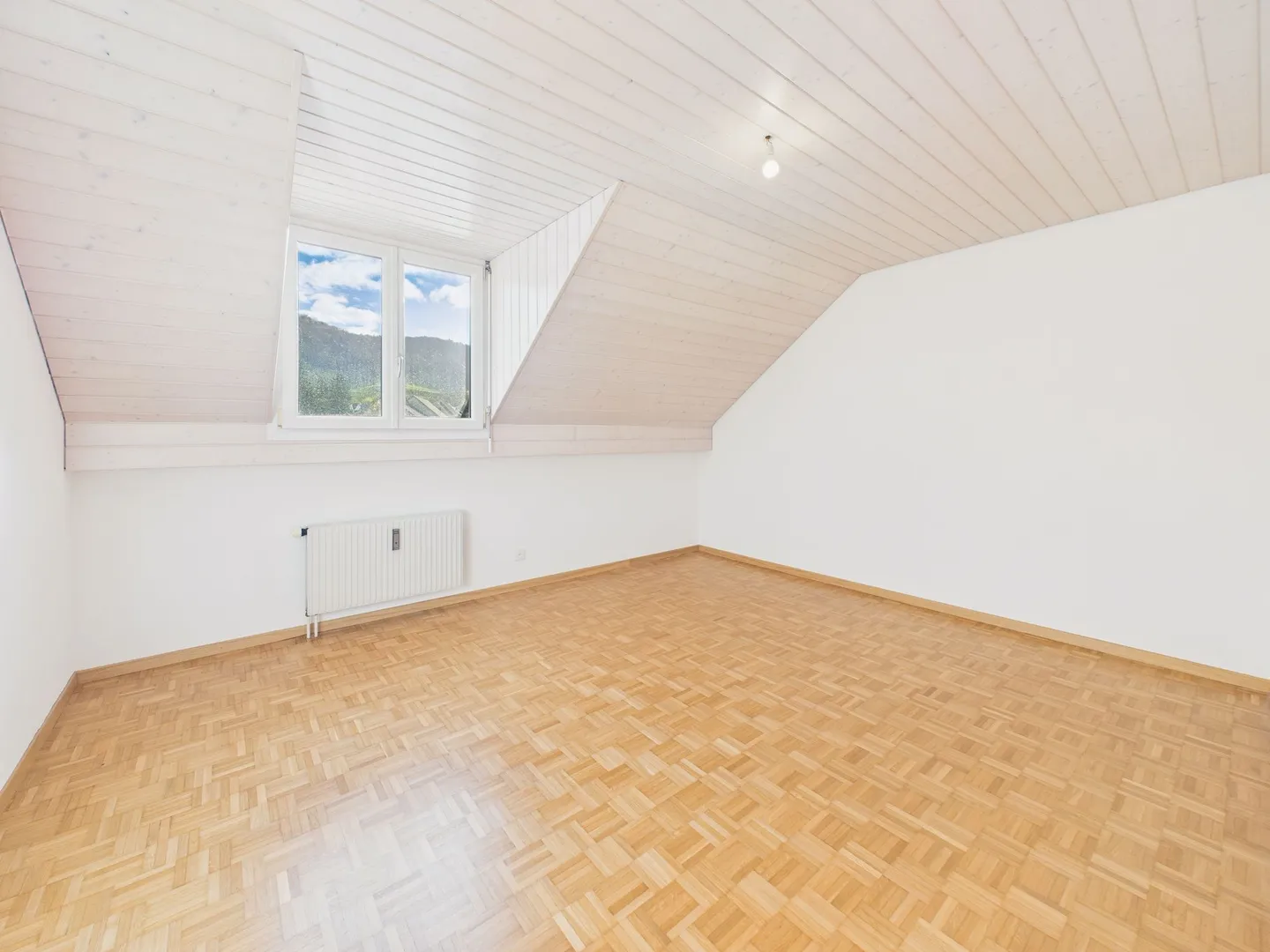 Ampio appartamento mansardato di 5,5 locali a Rothenfluh, Canton BL - Foto 5 di 10