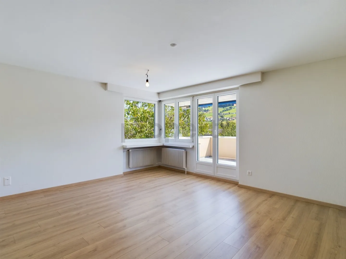 Helle 4-Zimmer-Wohnung in Thal mit traumhafter Terrasse - Foto 2 von 13