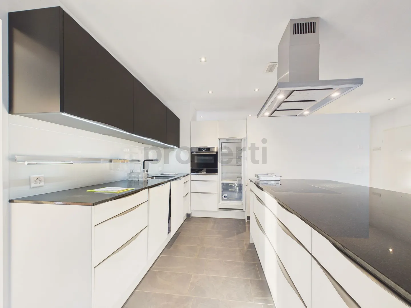 Appartamento moderno di 4,5 stanze con balcone, Dachsen - Foto 2 di 10