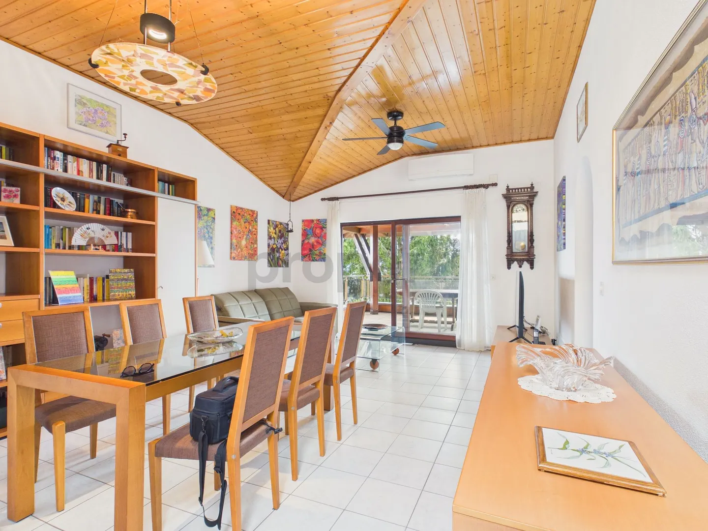 Elegant three-room apartment with cellar, Vacalo - Photo 1 of 12