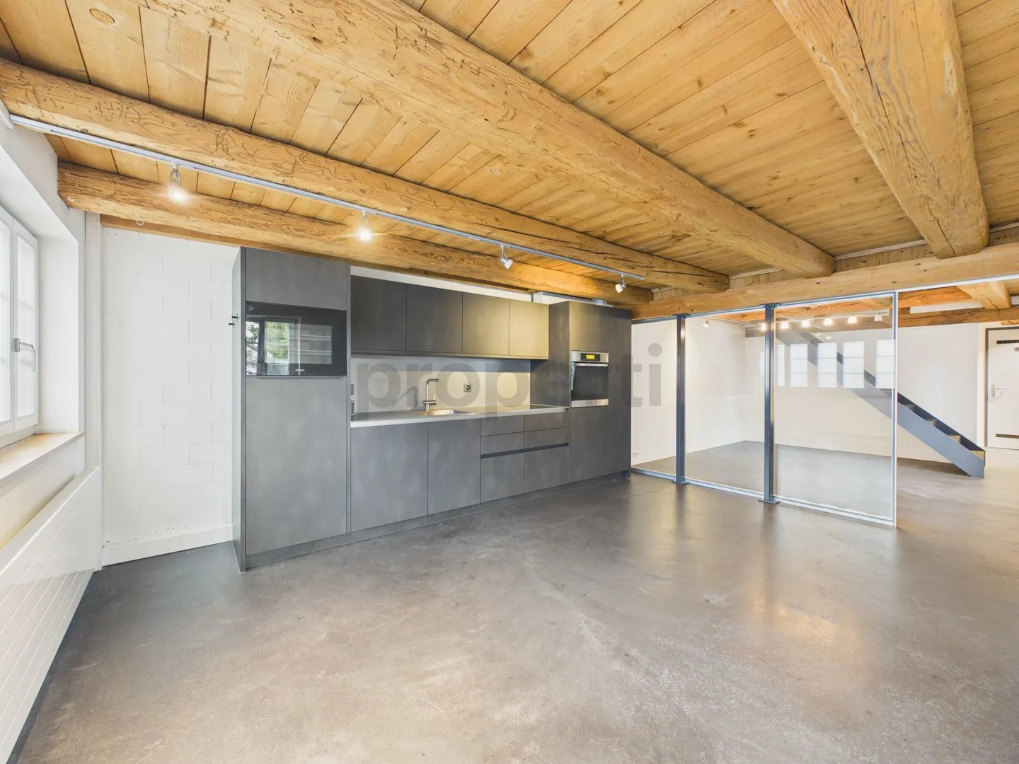 Renoviertes 4-Zimmer-Reiheneckhaus mit grosszügiger Terrasse - Foto 2 di 12