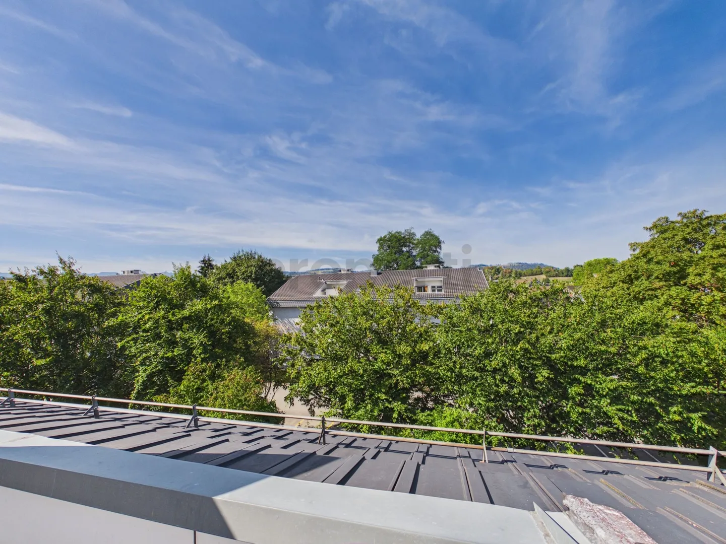 Maisonette Dream on Two Levels: Renovated in 2020 with Underfloor Heating, Balconies, and Parking Space - Photo 11 of 12