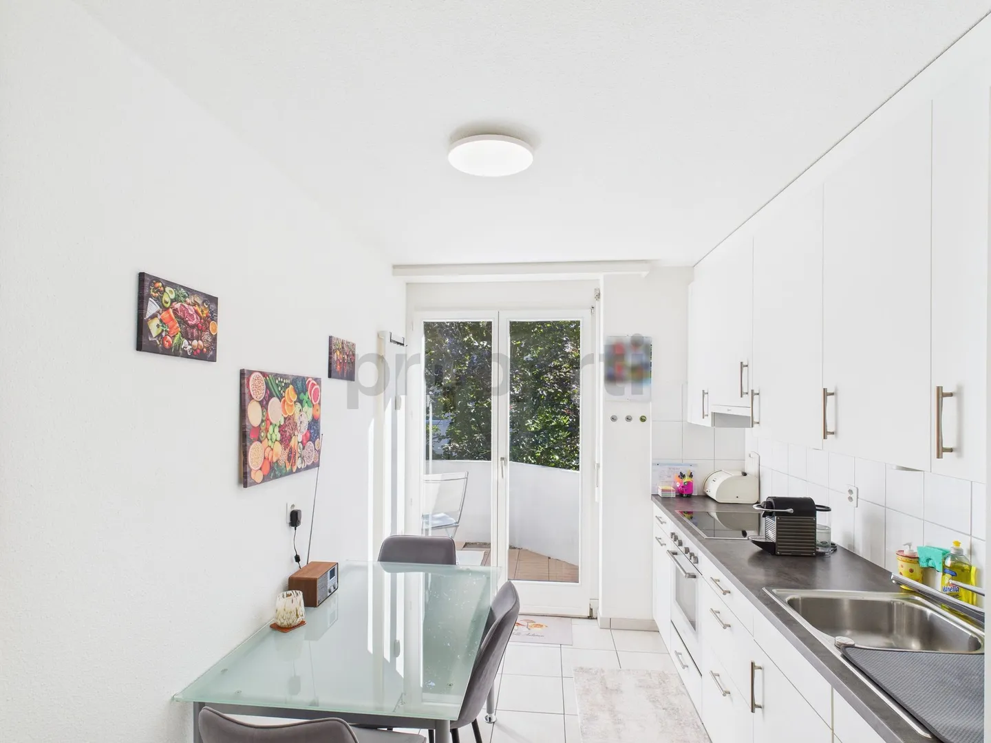 Appartement confortable de 3,5 pièces à Bottmingen - Photo 4 sur 10