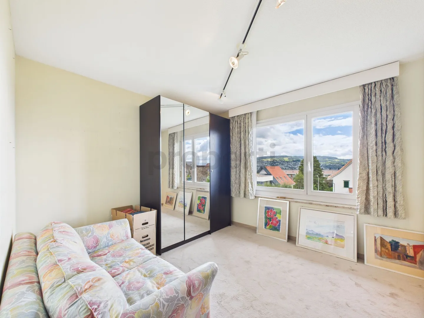 Appartamento soleggiato di 4,5 stanze con vista lago - Foto 7 di 13