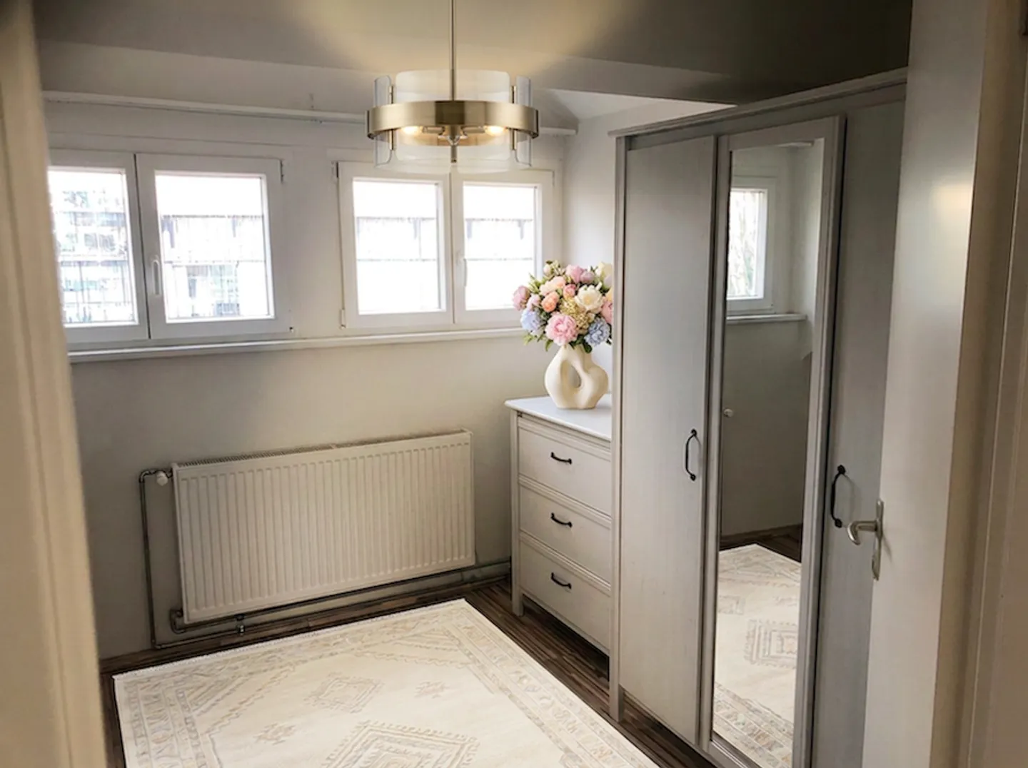 Penthouse au-dessus des toits de Bâle et tout près des tours Roche ! - Photo 6 sur 8