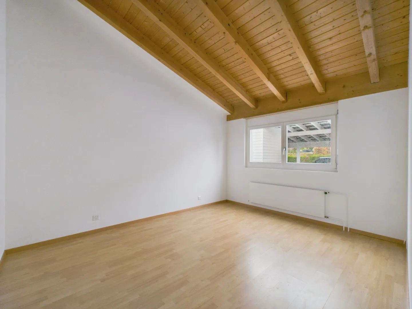 Spacious family townhouse in Cormondrèche - calm, comfort, and large garden - Photo 7 of 11