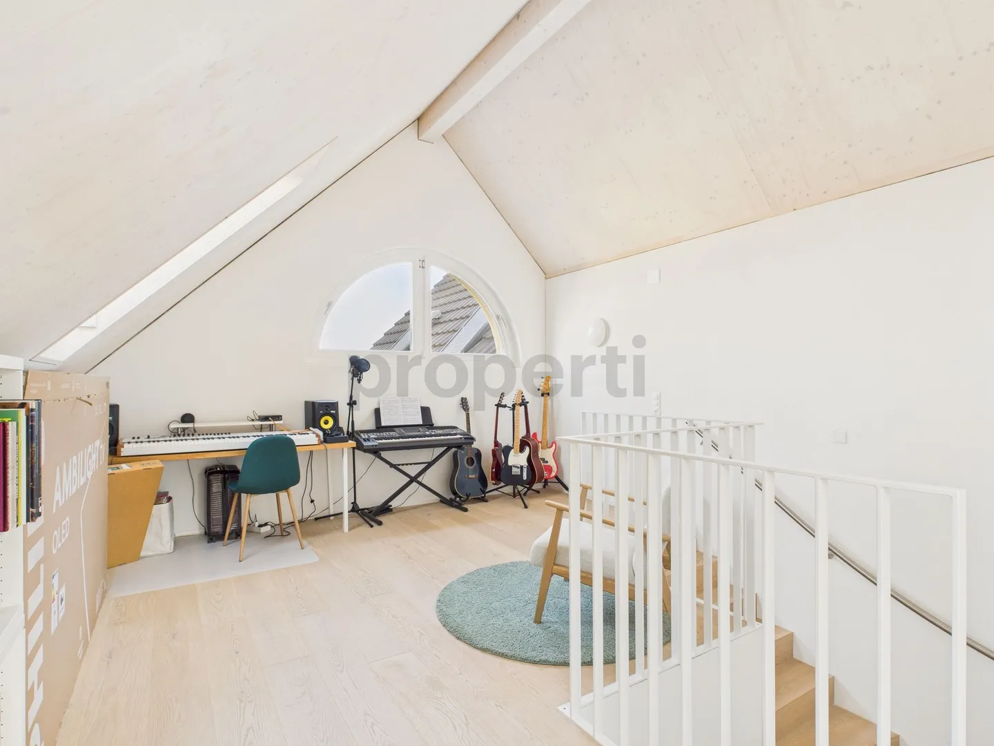 Moderne Maisonette mit Balkon - Foto 8 von 13