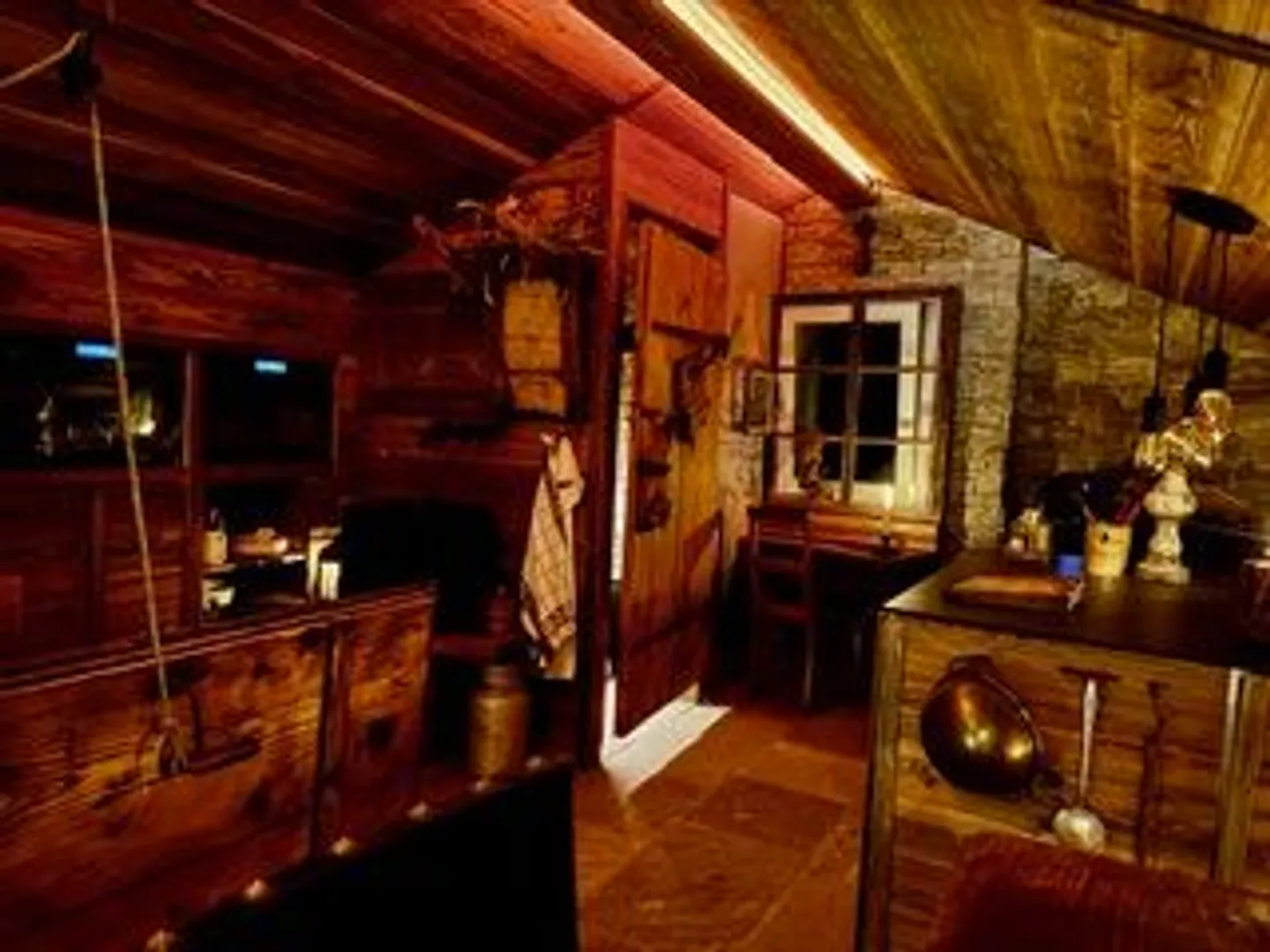 Appartamento moderno di 5,5 stanze con balcone e diverse terrazze a Günsberg - arredato - Foto 6 di 13