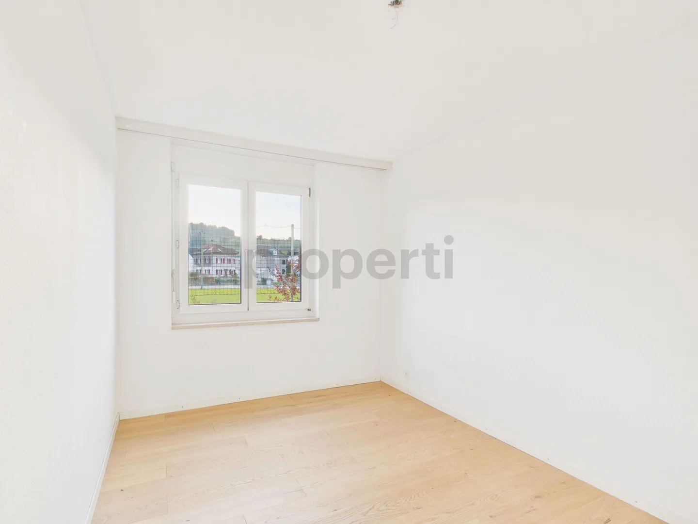 Modern 3.5-Room Apartment with Sunny Balcony, Bazenheid - Photo 6 of 9