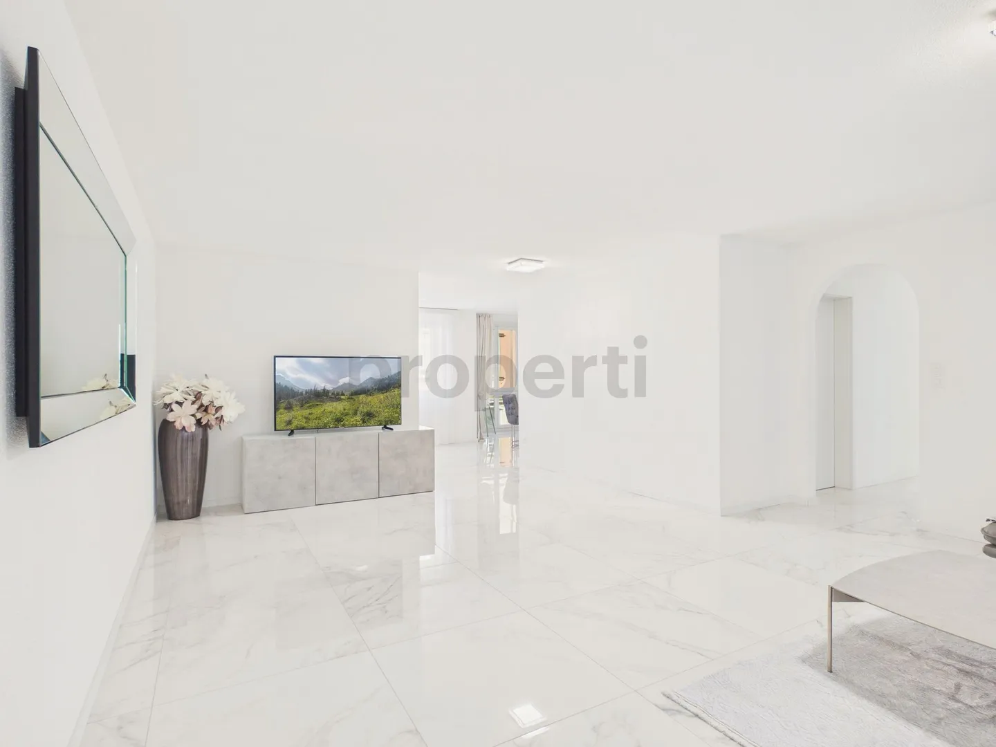 Appartamento tranquillo di 4,5 stanze con ascensore e garage sotterraneo, St. Margrethen - Foto 2 di 13