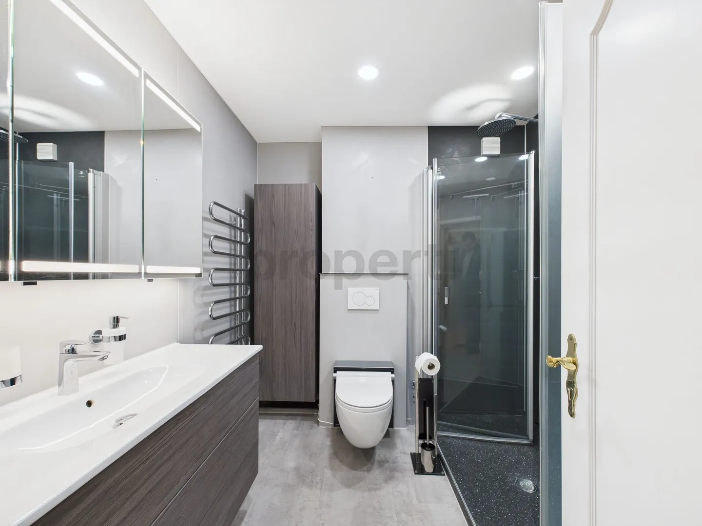 Eleganz trifft Aussicht: Traumhafte Wohnung mit Bodensee-Flair &amp; Rorschacherberg-Blick - Foto 11 von 13