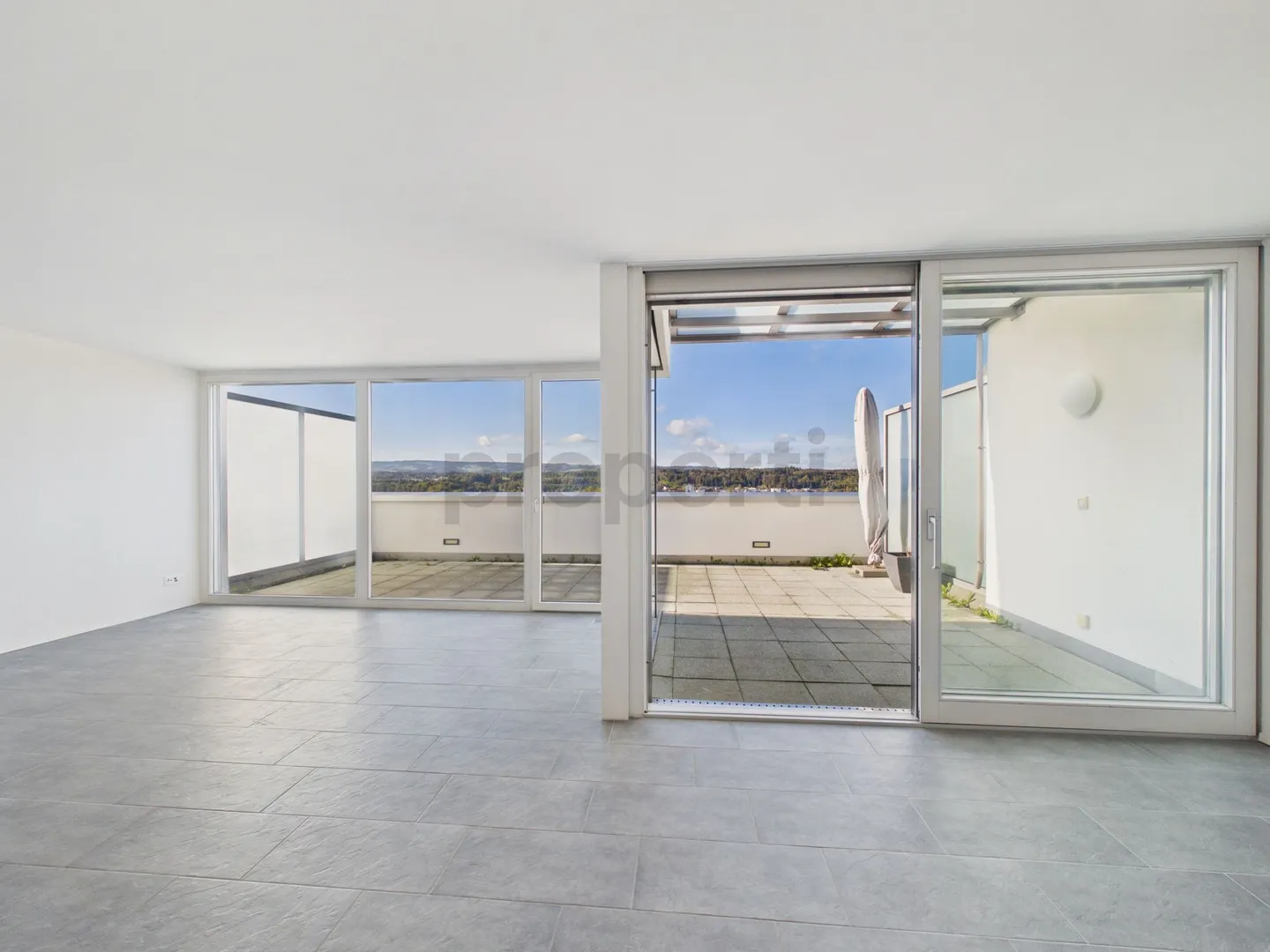 Maisonette avec Terrasse & Vue - Photo 2 sur 13